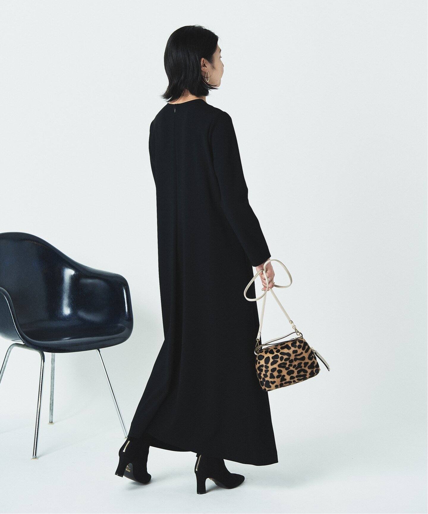 クルーネックフレアワンピース（ワンピース）｜HARDY NOIR（アルディー  