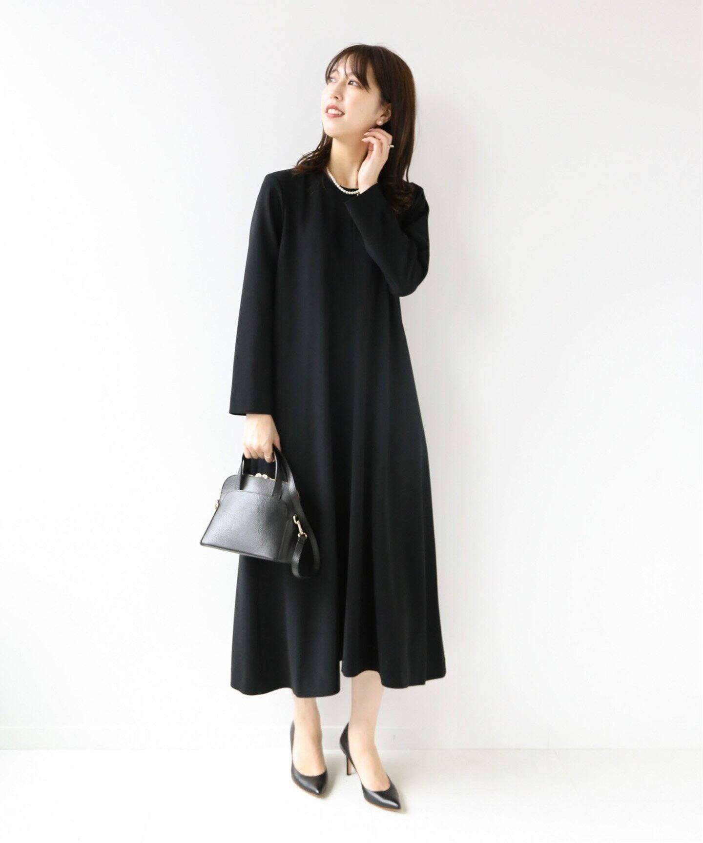 クルーネックフレアワンピース（ワンピース）｜HARDY NOIR（アルディー  