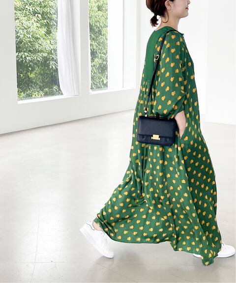 予約 Ne Quittez Pas ヌキテパ レーヨンサテン フラワープリントワンピース Spick And Span スピック スパン 公式のファッション通販 Baycrew S Store