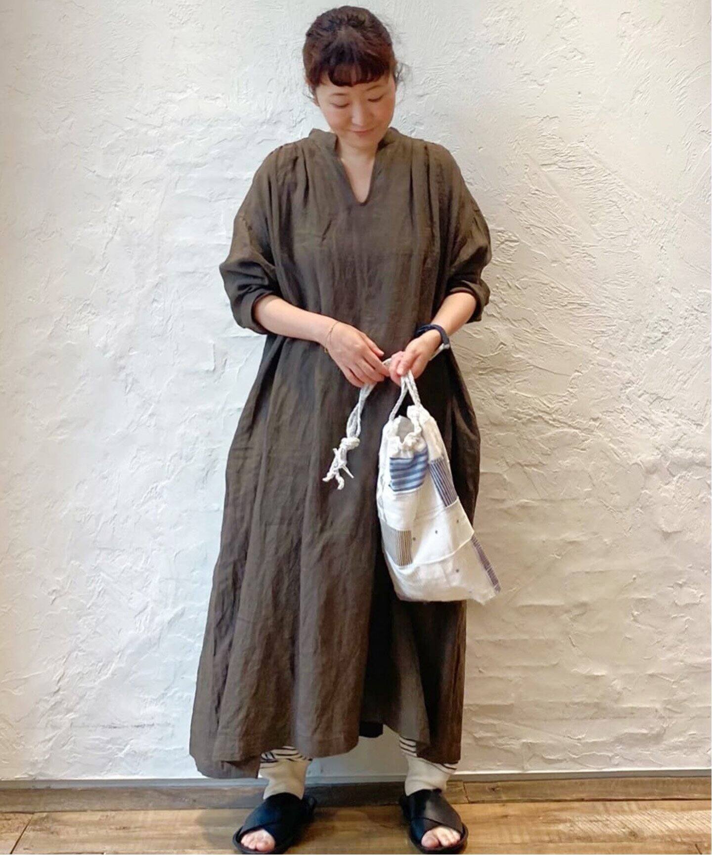 リネンキーネックワンピース（ワンピース）｜journal standard luxe  