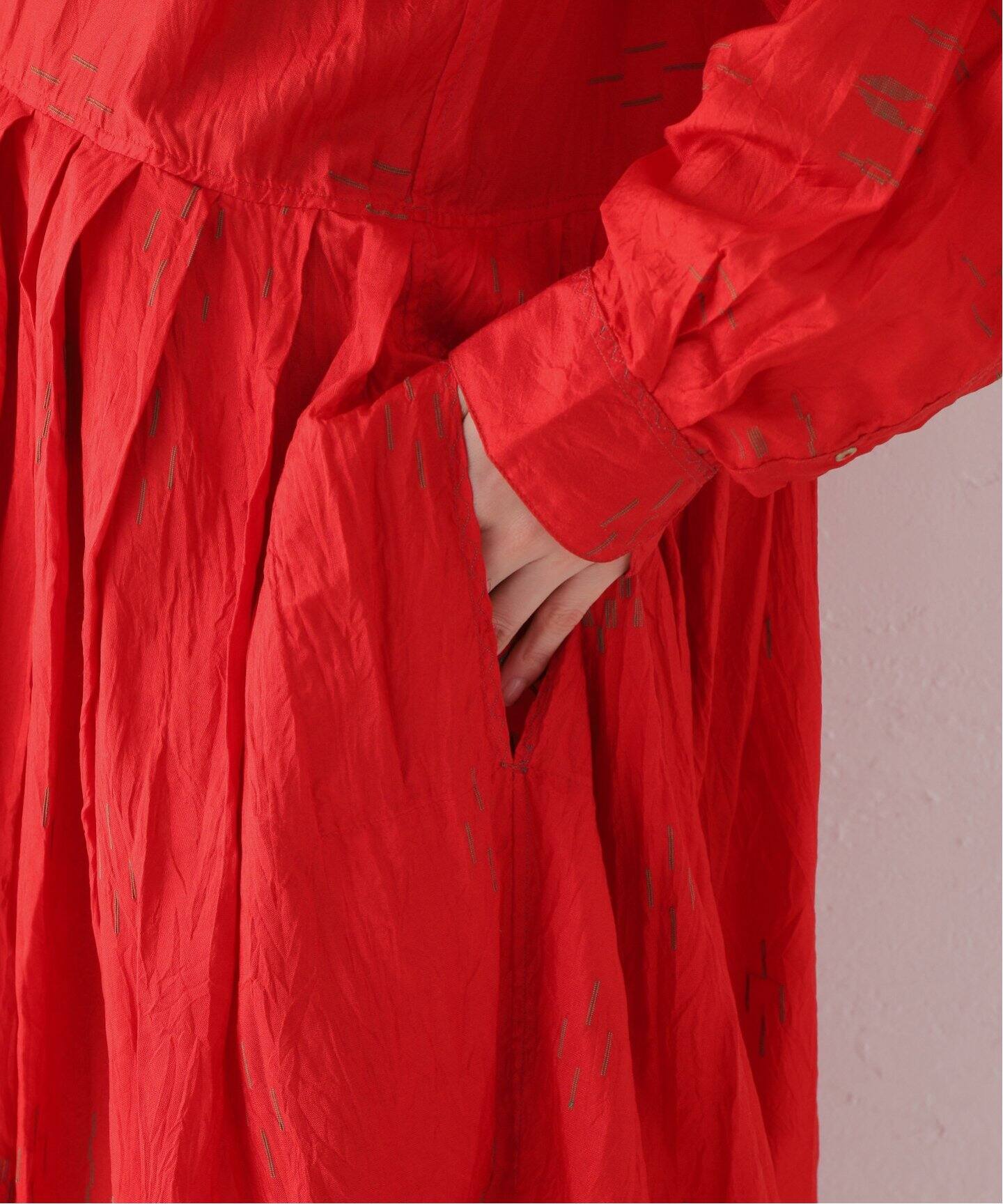 INJIRI/インジリ】 BUTTON GATHERED DRESS（ワンピース）｜journal 