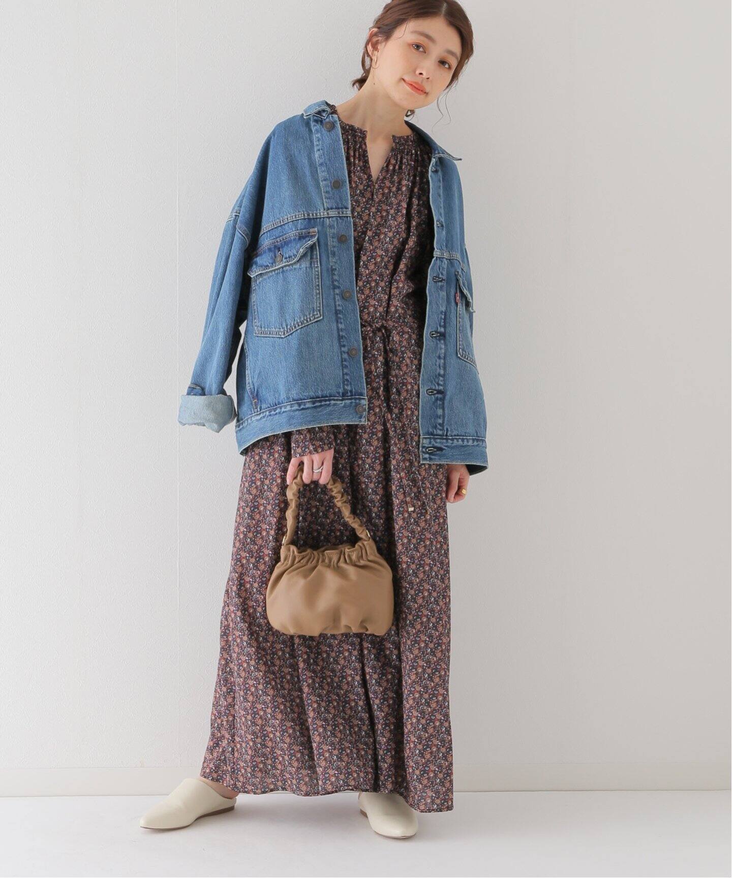 小花柄ギャザースモックワンピース（ワンピース）｜JOURNAL STANDARD  