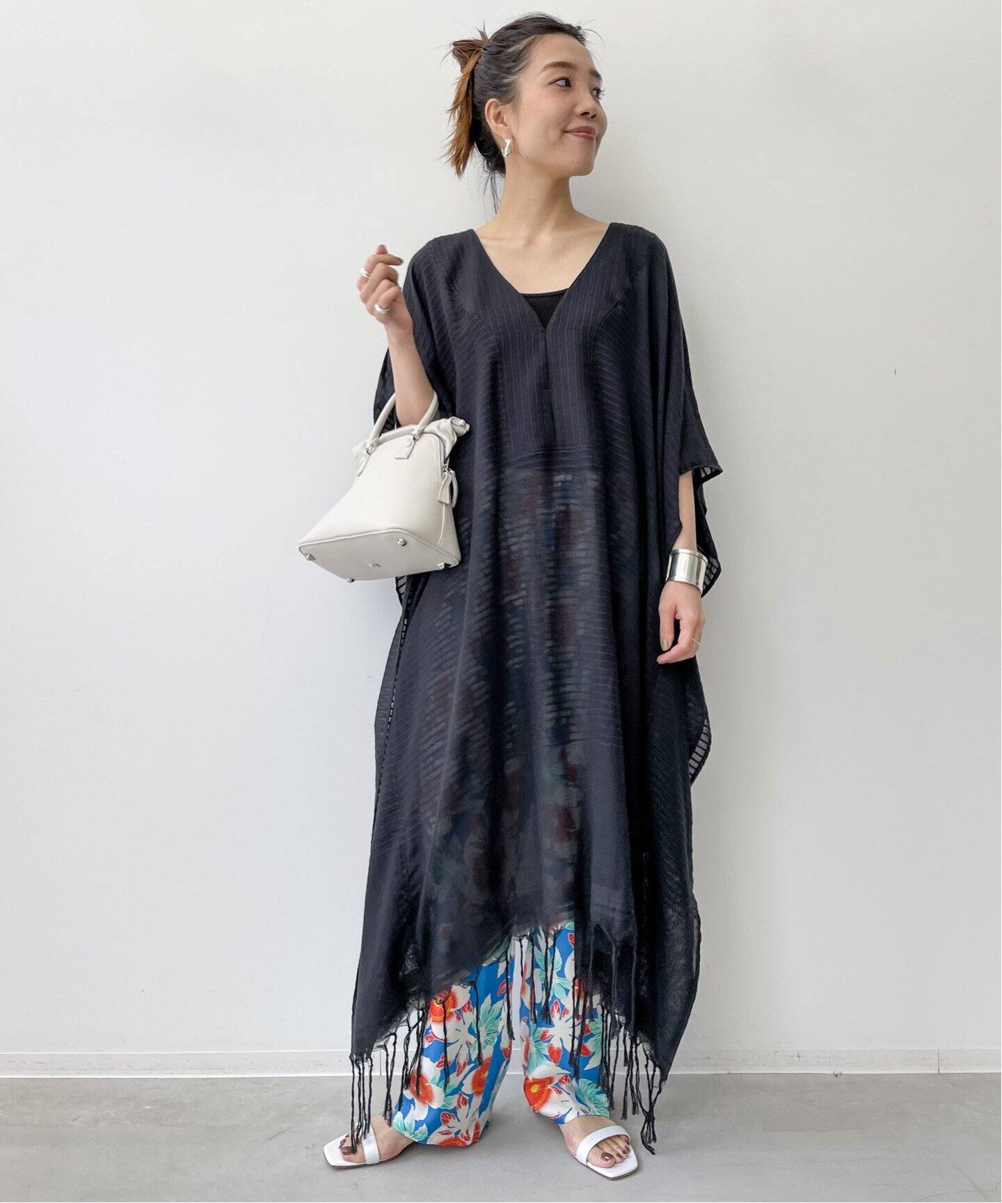 Su Paris ス パリス Cotton Gauze チュニックドレス L Appartement アパルトモン 公式のファッション通販 Baycrew S Store Su Paris ス パリス Cotton Gauze チュニックドレス L Appartement アパルトモン 公式のファッション通販 Baycrew S Store