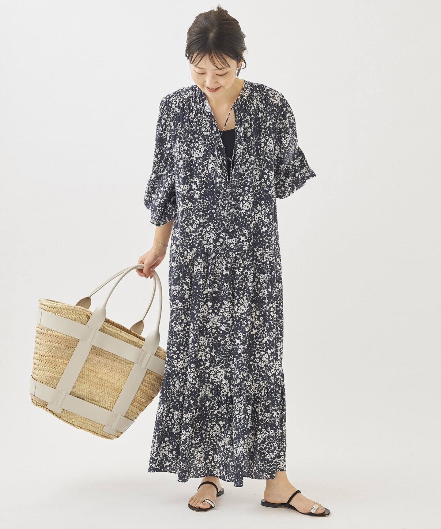 Contrast Flower ワンピース Plage プラージュ 公式のファッション通販 Baycrew S Store Contrast Flower ワンピース Plage プラージュ 公式のファッション通販 Baycrew S Store