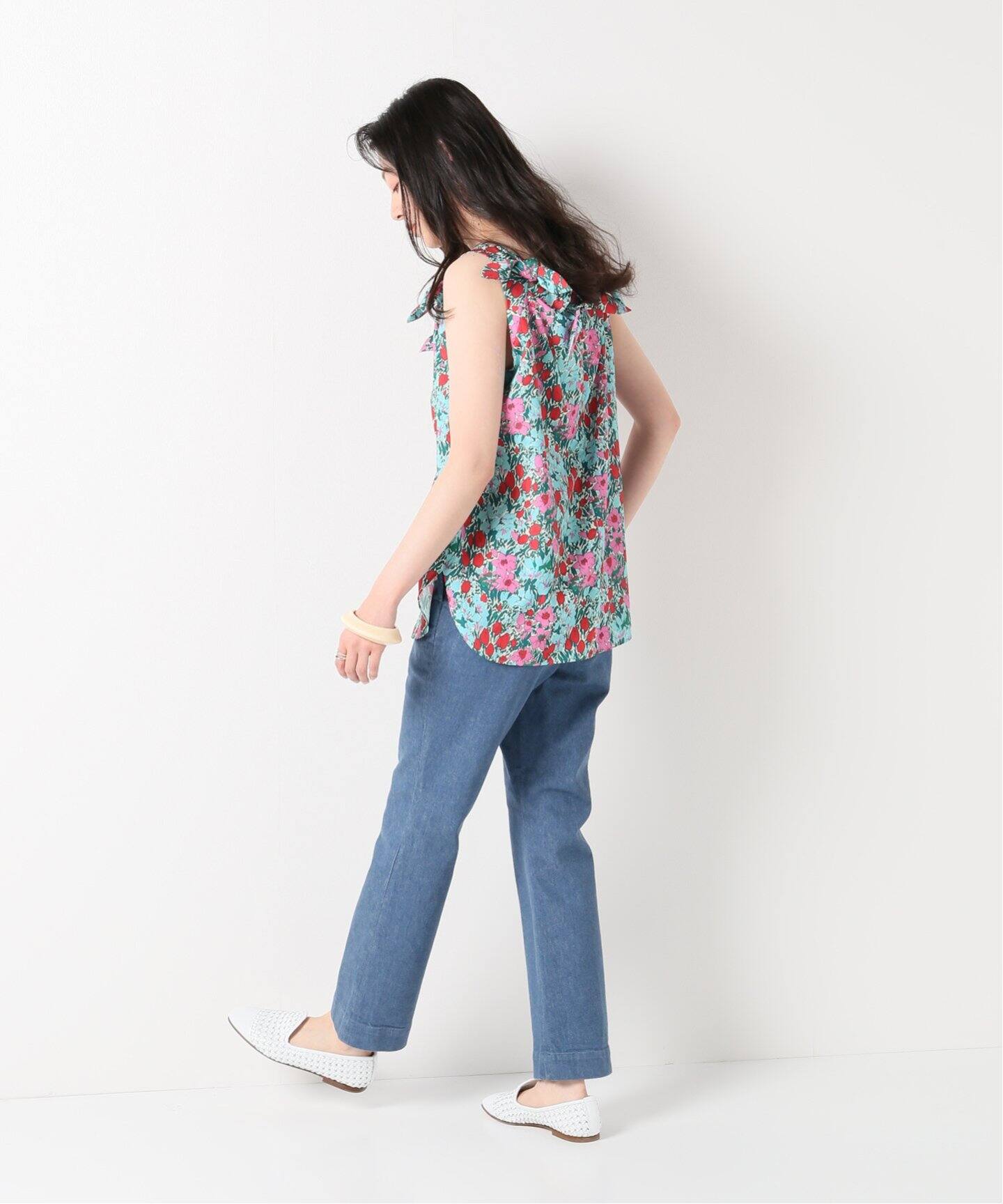 IENA LA BOUCLE RATTIフラワーリボンブラウス|IENA(イエナ)公式の IENA LA BOUCLE RATTIフラワーリボンブラウス|IENA(イエナ)公式の