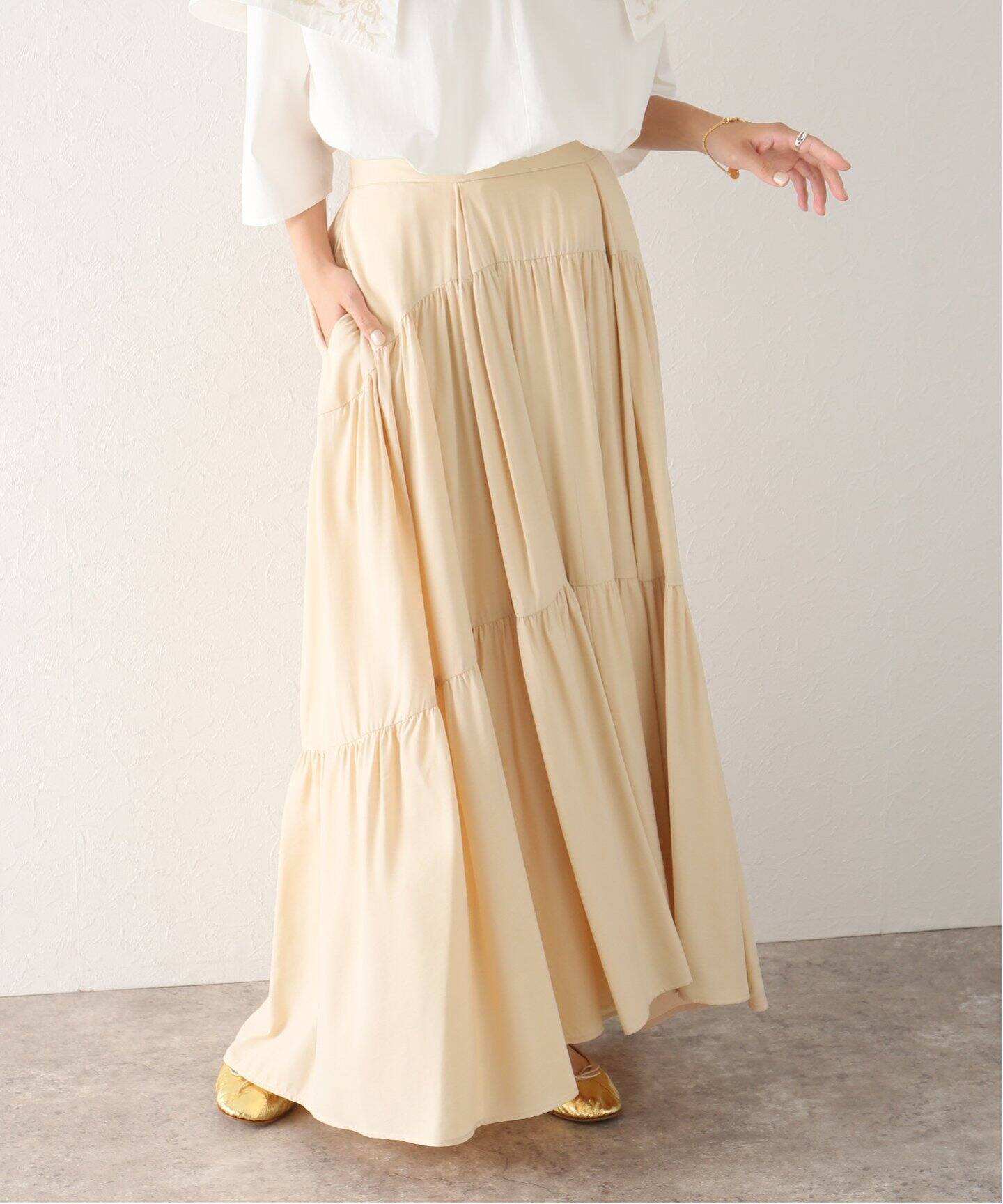 CLANE / クラネ】CURVE LINE TIERED SKIRT（ロング・マキシ丈スカート  