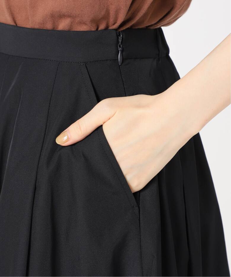 ヘビータフタタックボリュームスカート（ロング・マキシ丈スカート  