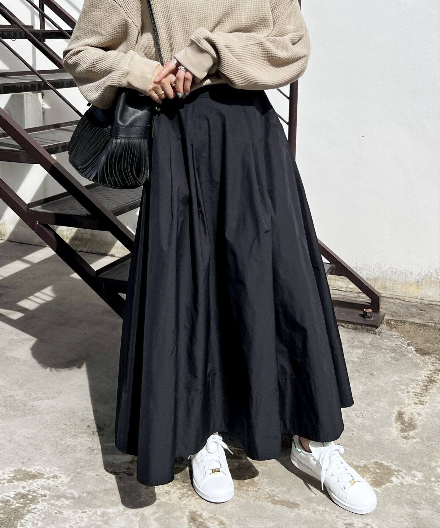 ヘビータフタタックボリュームスカート（ロング・マキシ丈スカート  