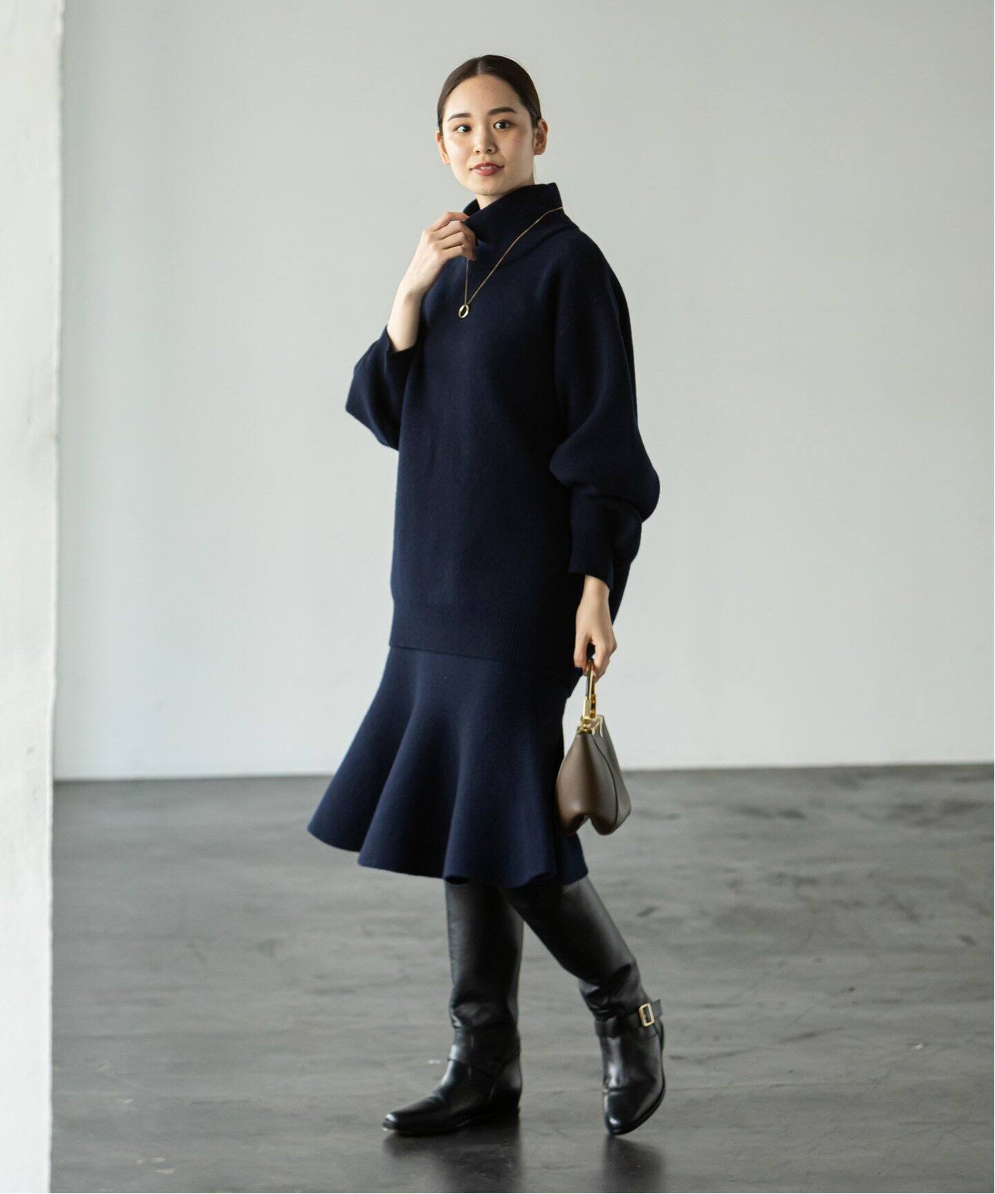 ウールスムースフレアニットスカート（ロング・マキシ丈スカート  