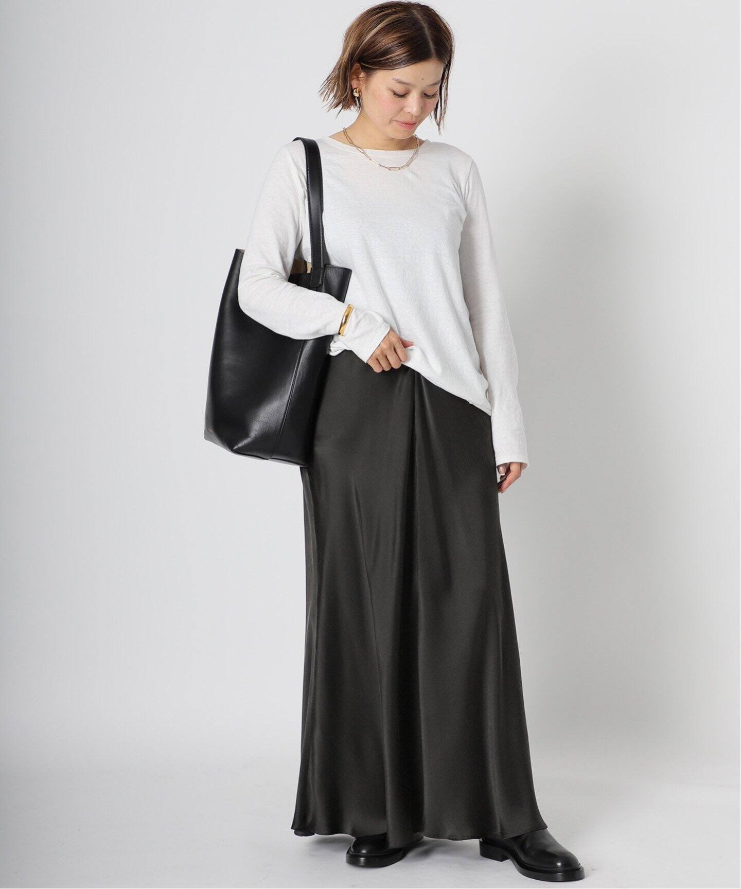シルクサテン スカート BK（ロング・マキシ丈スカート）｜Deuxieme  