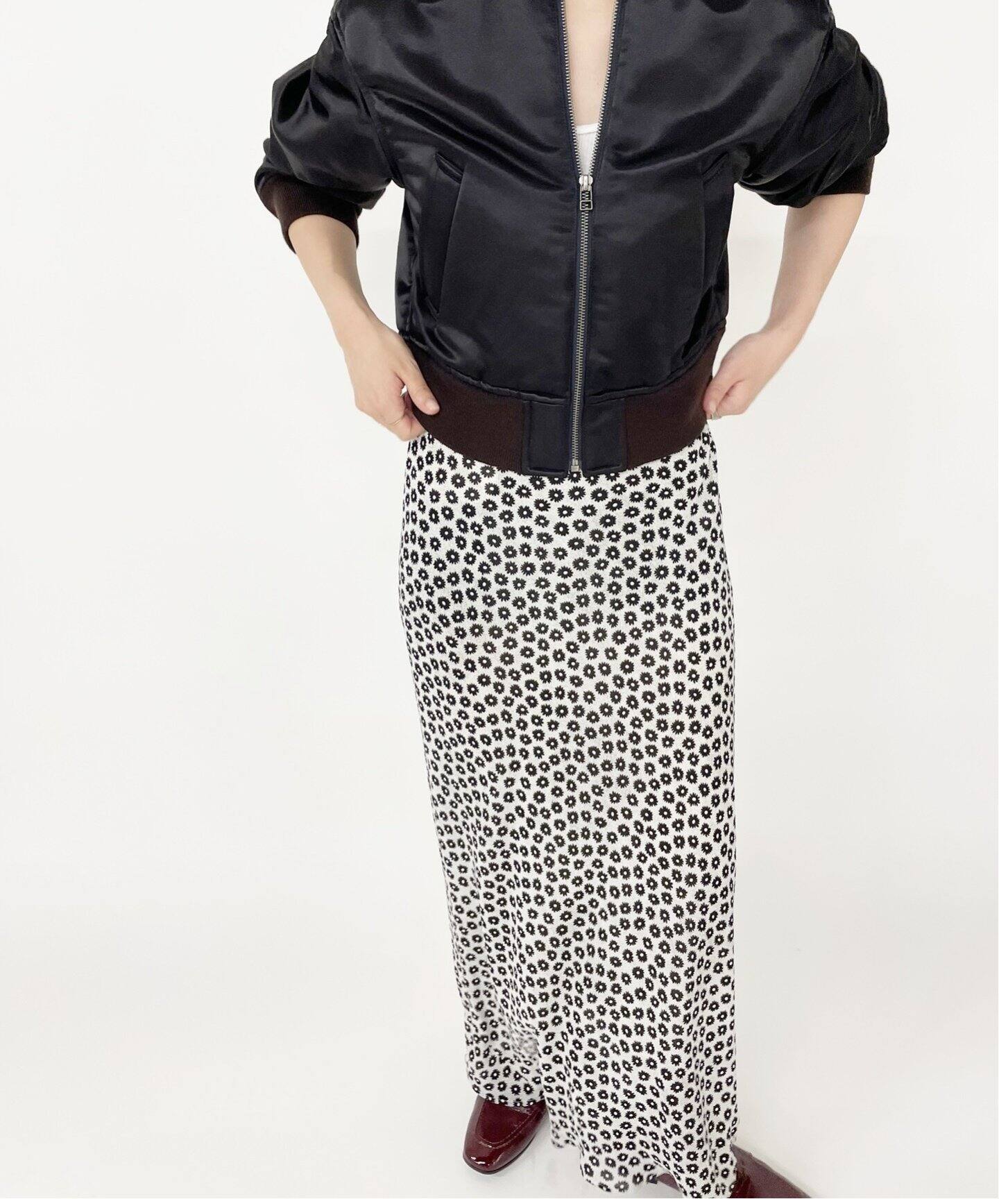 ヴィンテージフラワーシアーバイアスマキシスカート（ロング・マキシ丈  