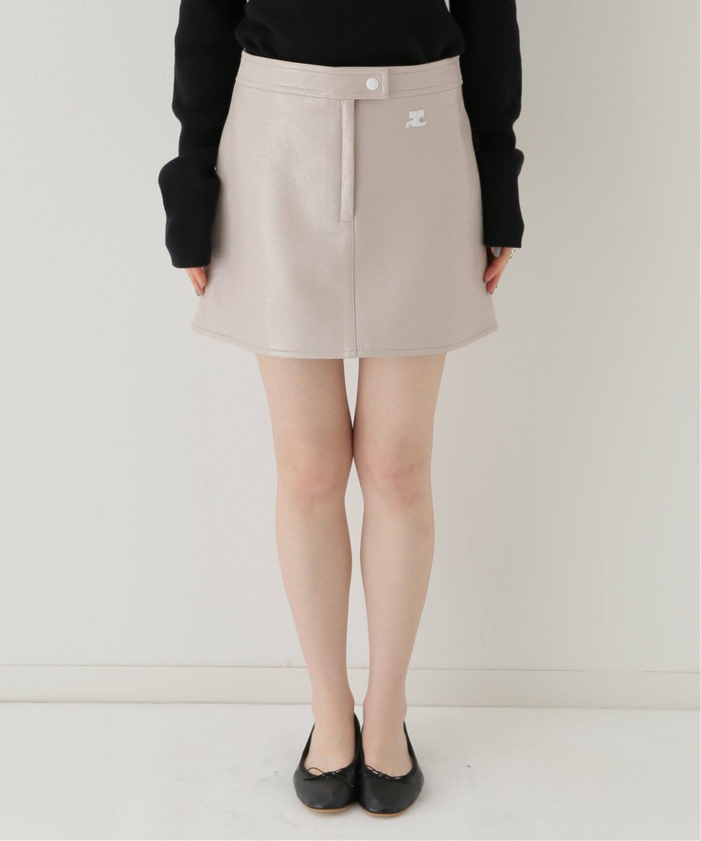 COURREGES/クレージュ】DROITE DECOUPE MILIEU JUPE（ミニスカート 