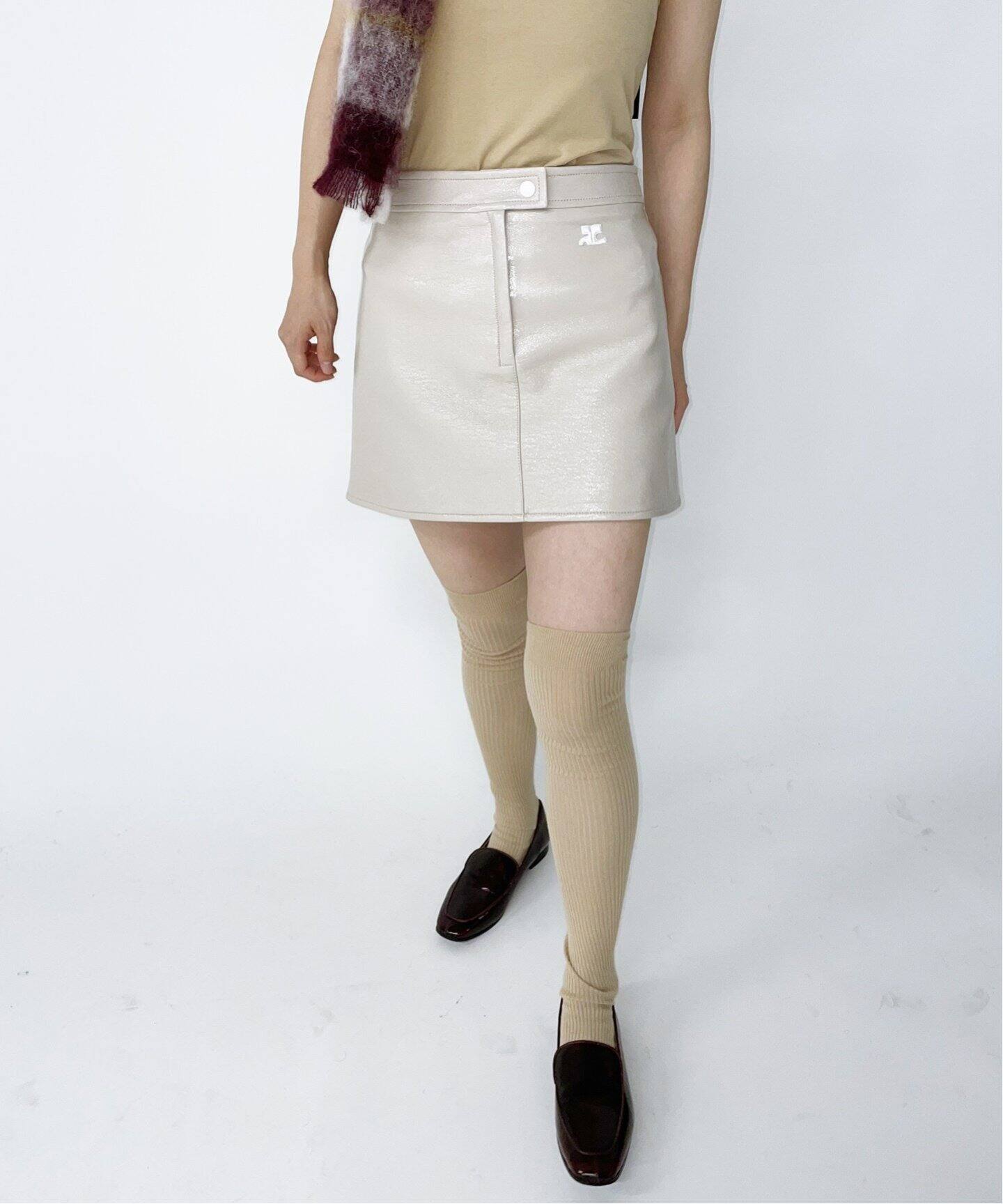 COURREGES/クレージュ】DROITE DECOUPE MILIEU JUPE（ミニスカート 