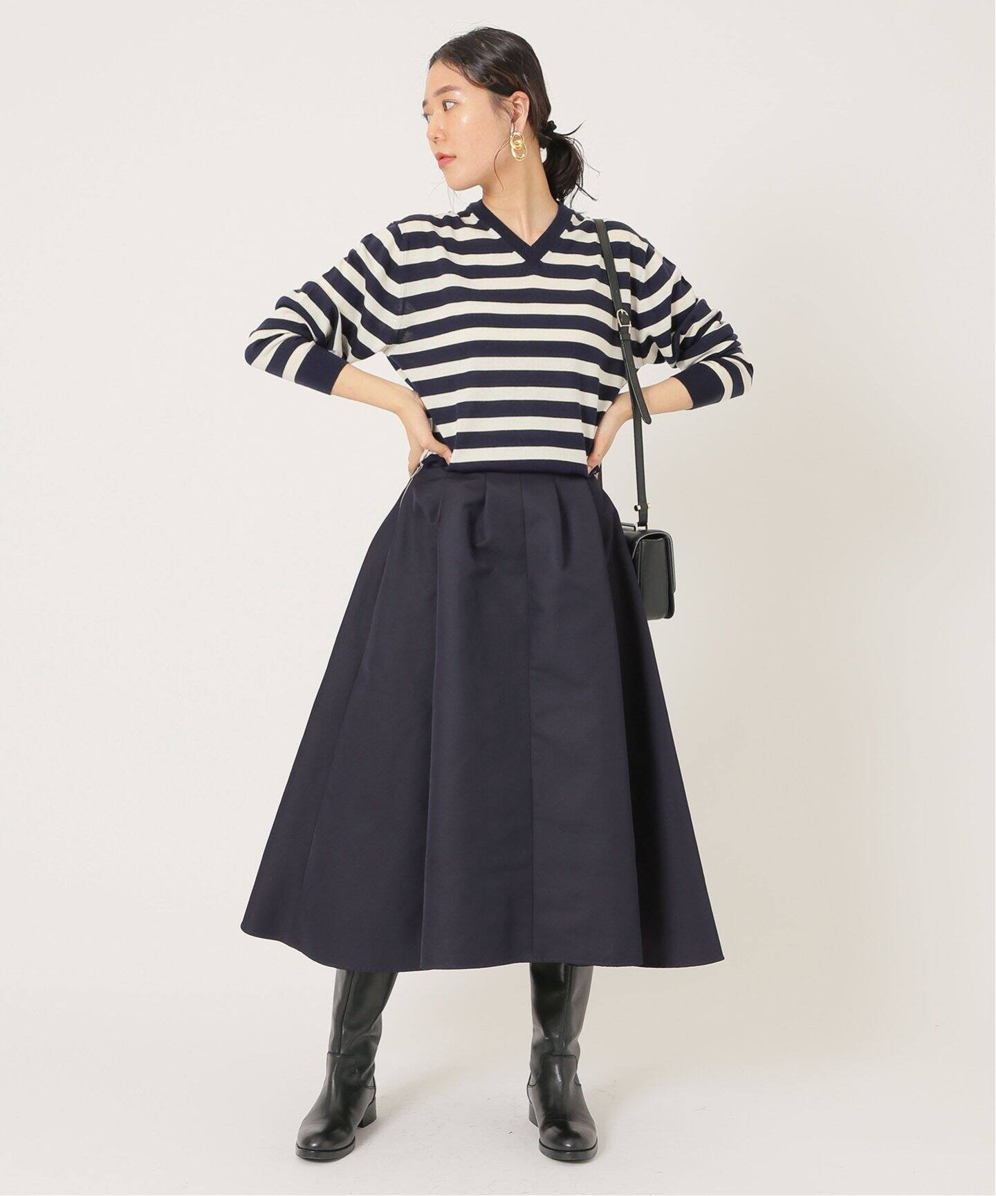 ＆NAVYタックフレアスカート（ロング・マキシ丈スカート）｜IENA  