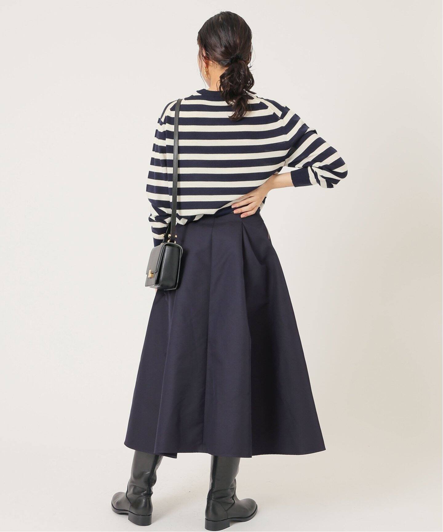 ＆NAVYタックフレアスカート（ロング・マキシ丈スカート）｜IENA  