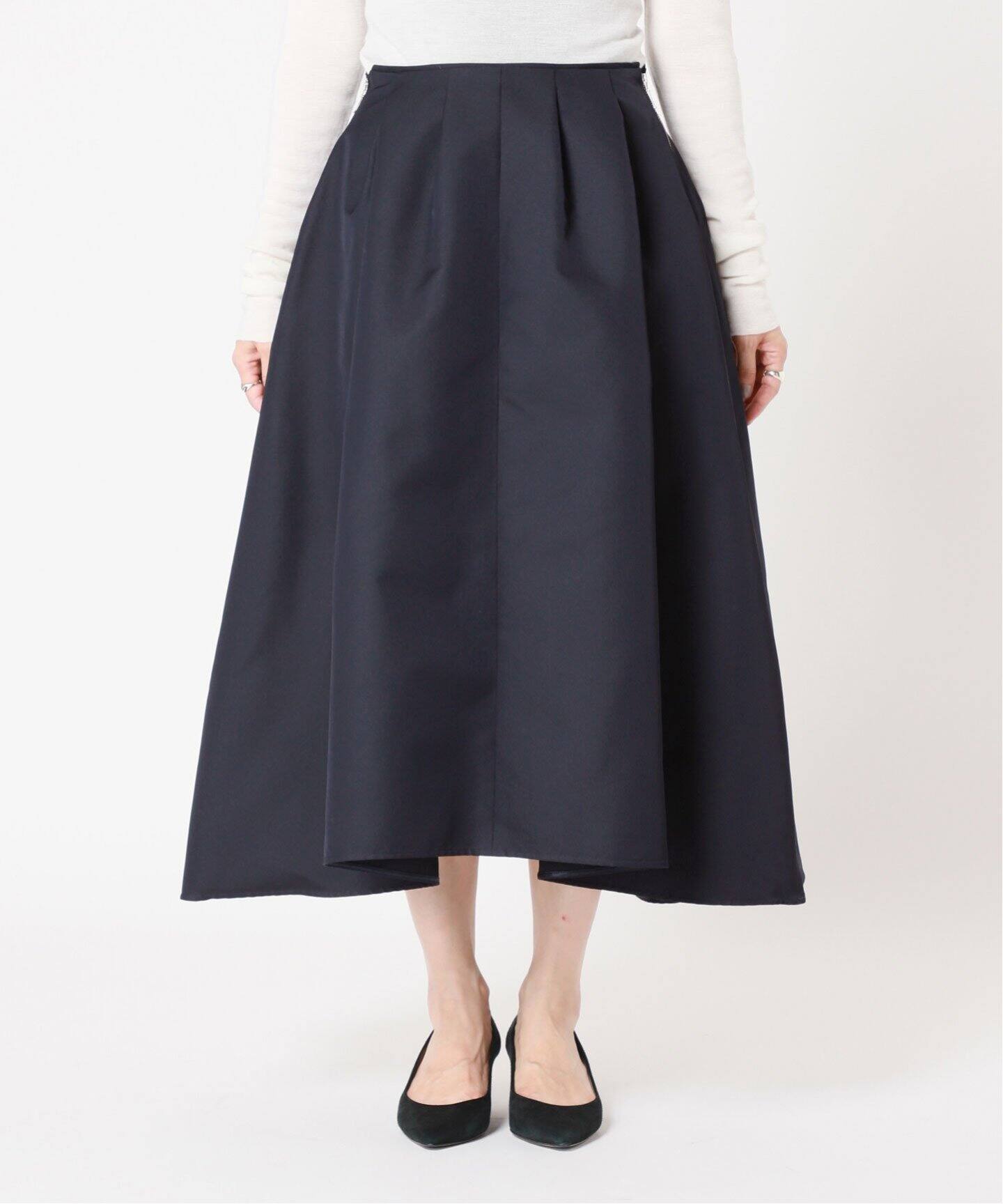 美品☆バーニーズニューヨーク タックフレアスカート 雇っ 38