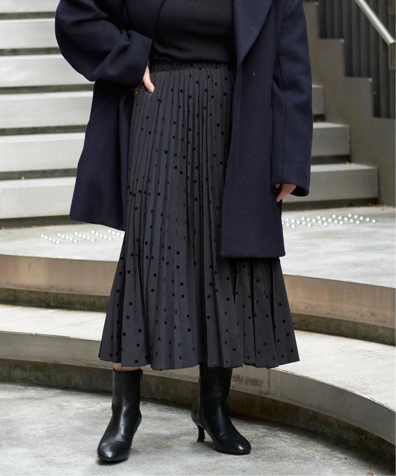 ランダムドットプリーツスカート（ロング・マキシ丈スカート）｜IENA  