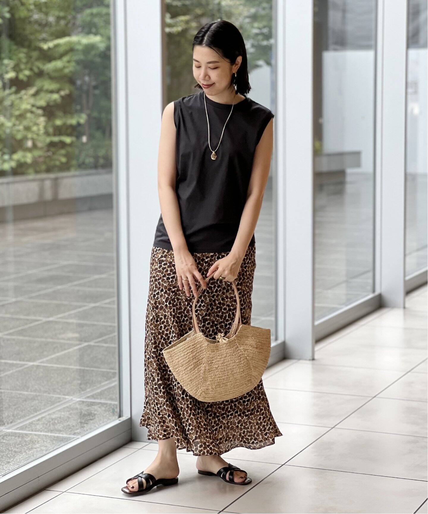 完売品　IENA BLACK レオパードスカート　38サイズ元値26180円 完売品 IENA BLACK レオパードスカート 38サイズ元値26180円 完売品