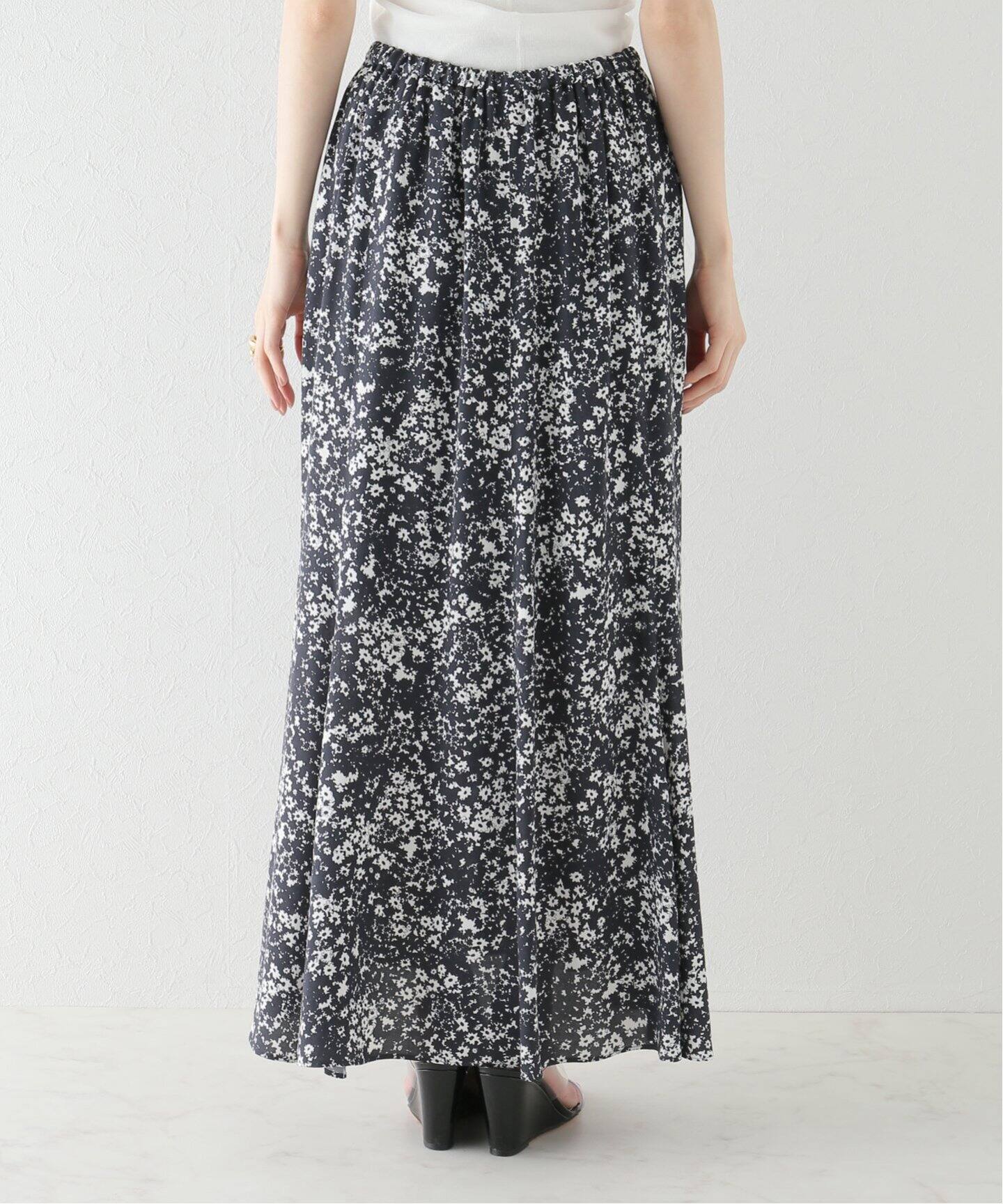 Contrast flower スカート◇（ロング・マキシ丈スカート）｜Plage  