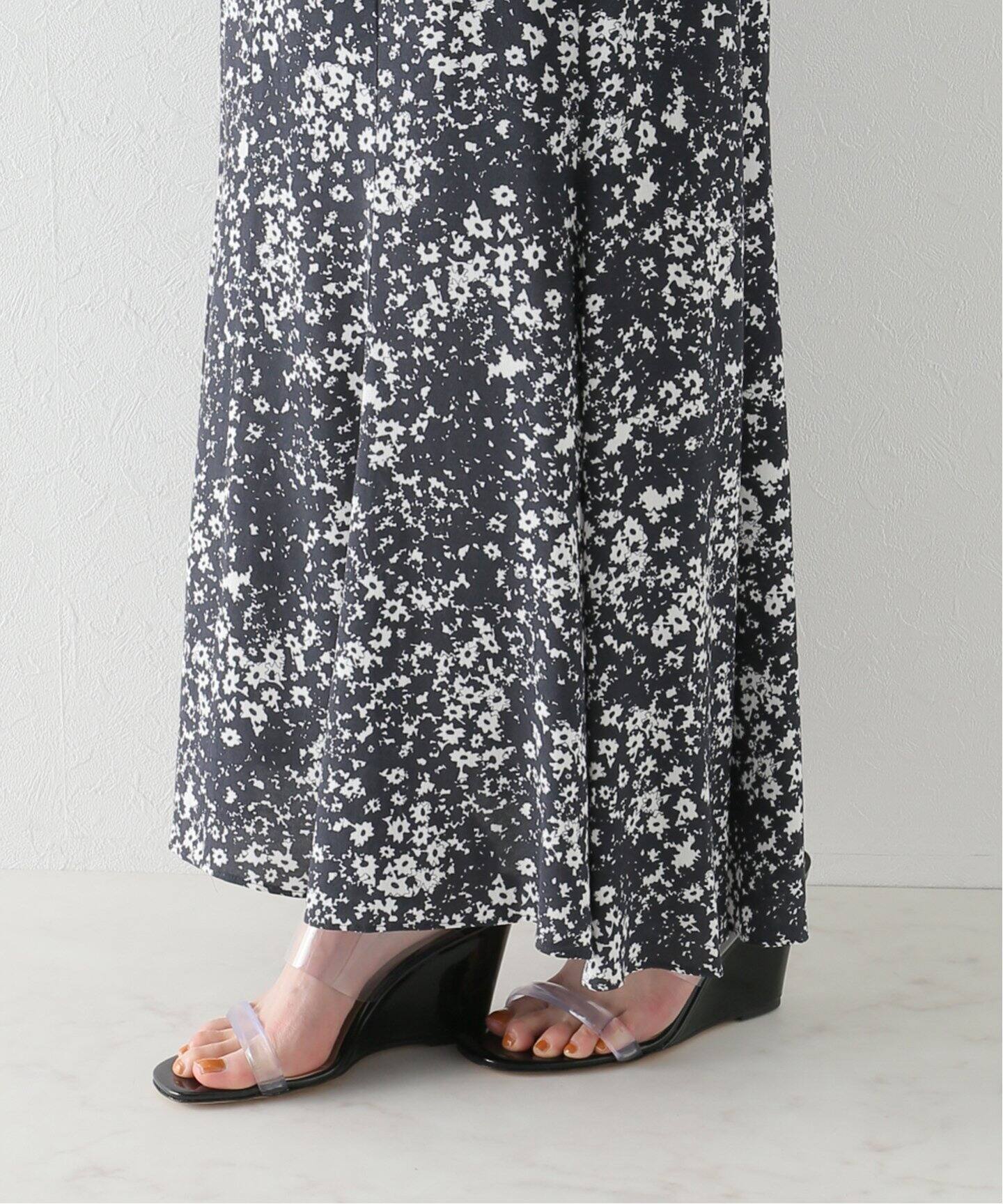 Contrast flower スカート◇（ロング・マキシ丈スカート）｜Plage  