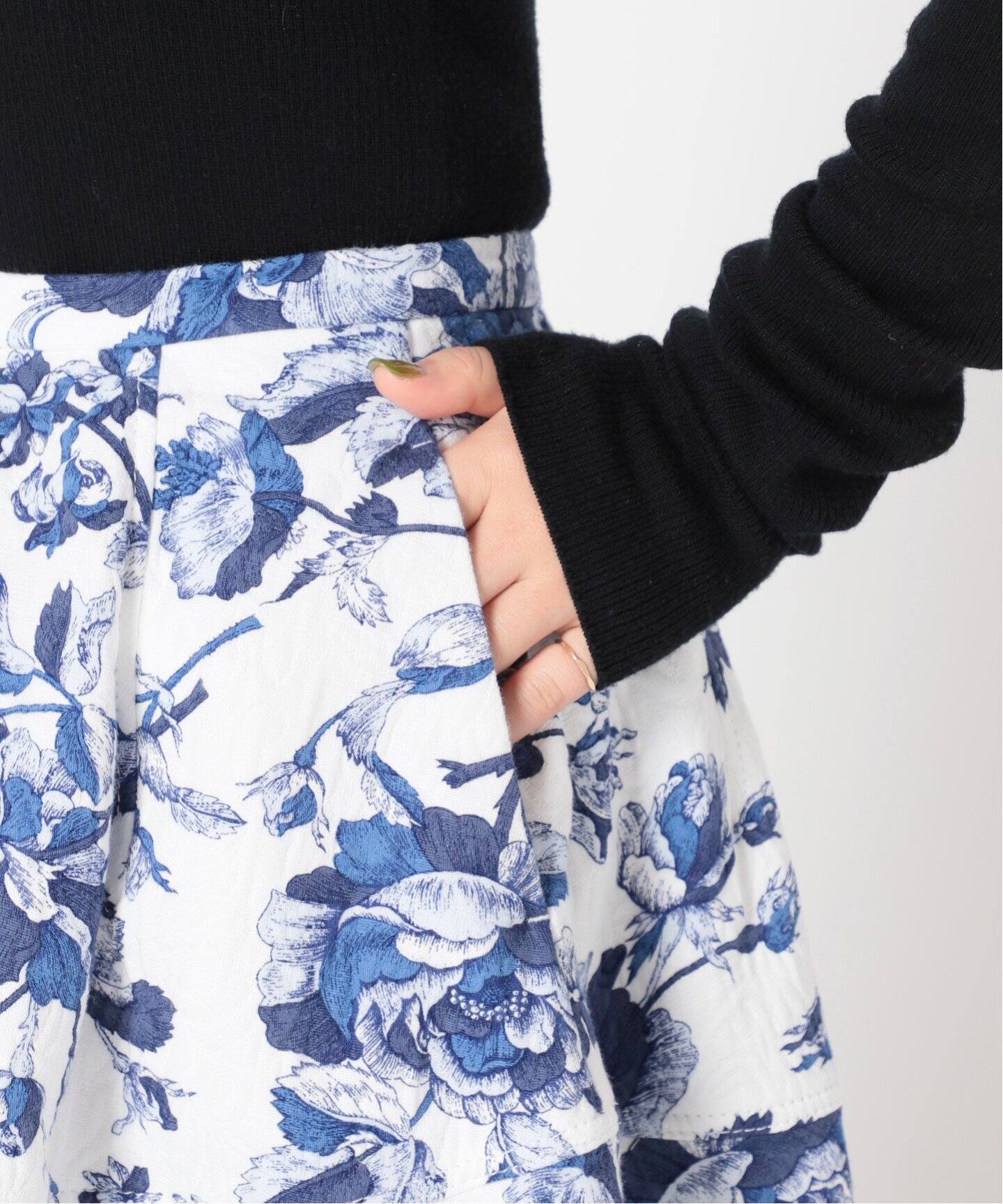 カラートワルドジュイロングスカート（ロング・マキシ丈スカート  