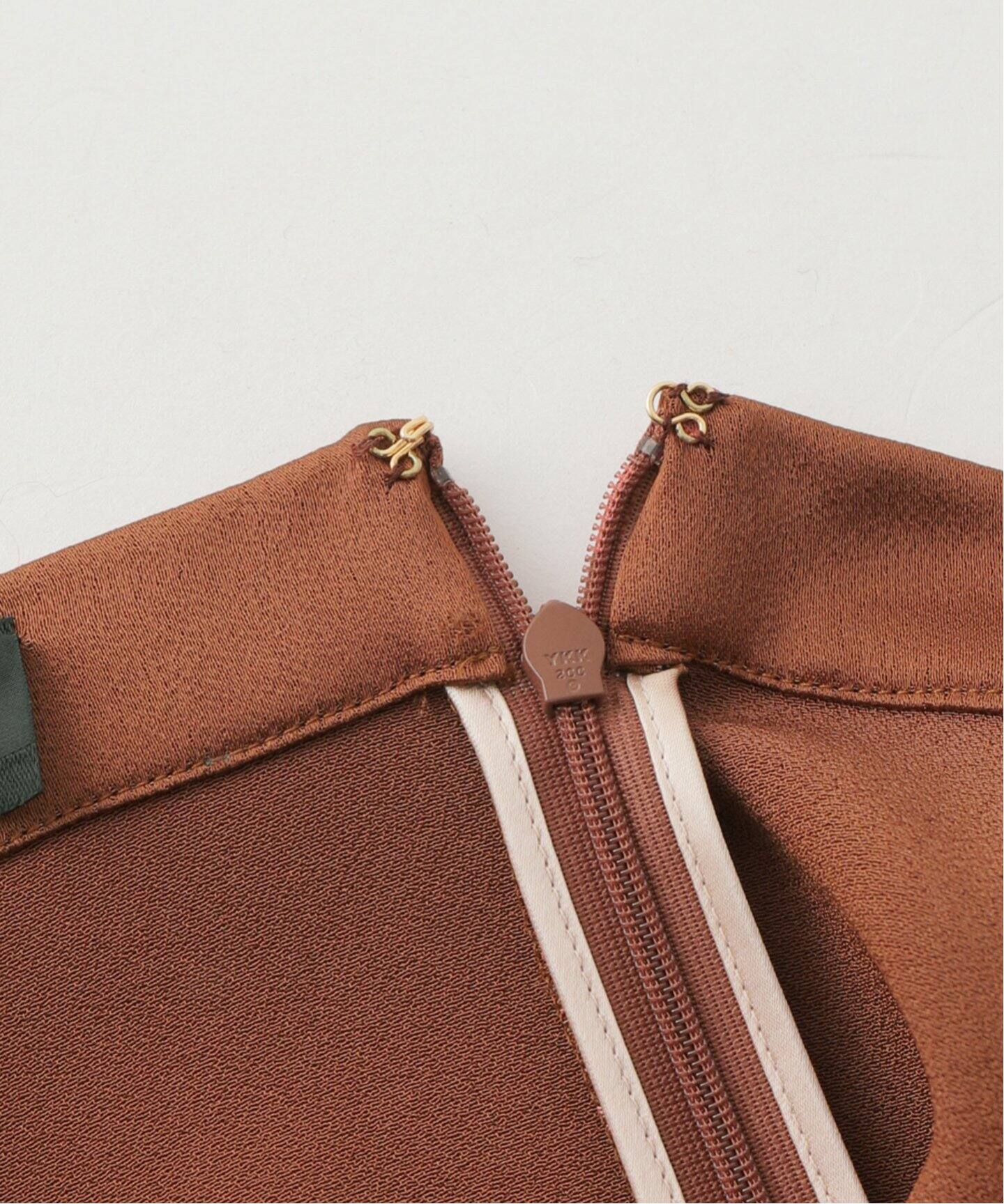ROCHAS/ロシャス】SATIN スカート（ひざ丈スカート）｜VERMEIL par 