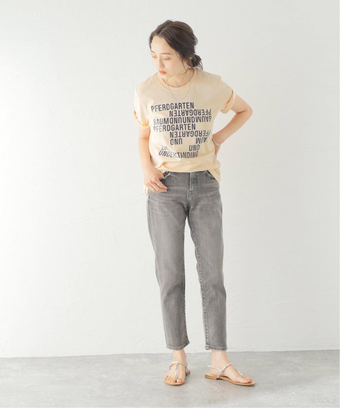 BAUM UND PFERDGARTEN/バウム ウンド ヘルガーデン】Print Tee|Spick ...