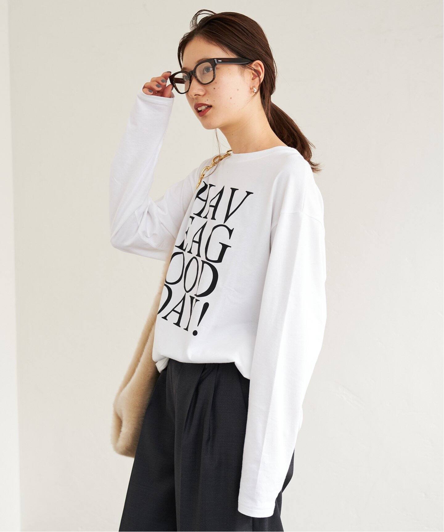 ロゴTシャツ|FRAMeWORK(フレームワーク)公式のファッション通販 在庫限り特価品 新品タグ付きロゴ入りTシャツ フレームワーク Tシャツ/カットソー(半袖/袖なし)