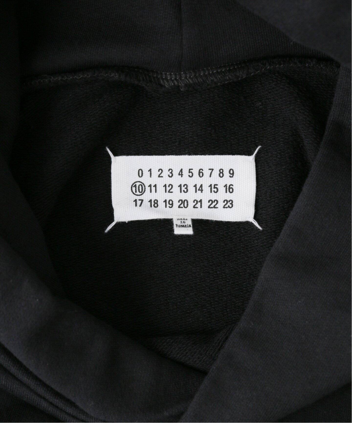 MAISON MARGIELA / メゾン マルジェラ】Hoodie upside down logo 