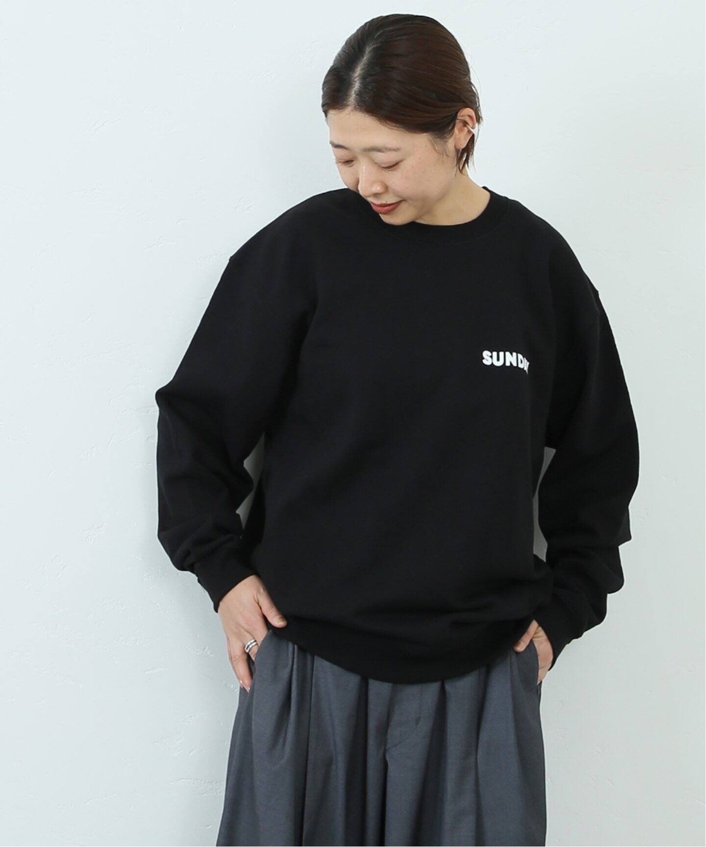 SUNDAY プリントSWEAT（BLK)（スウェット）｜journal standard luxe 