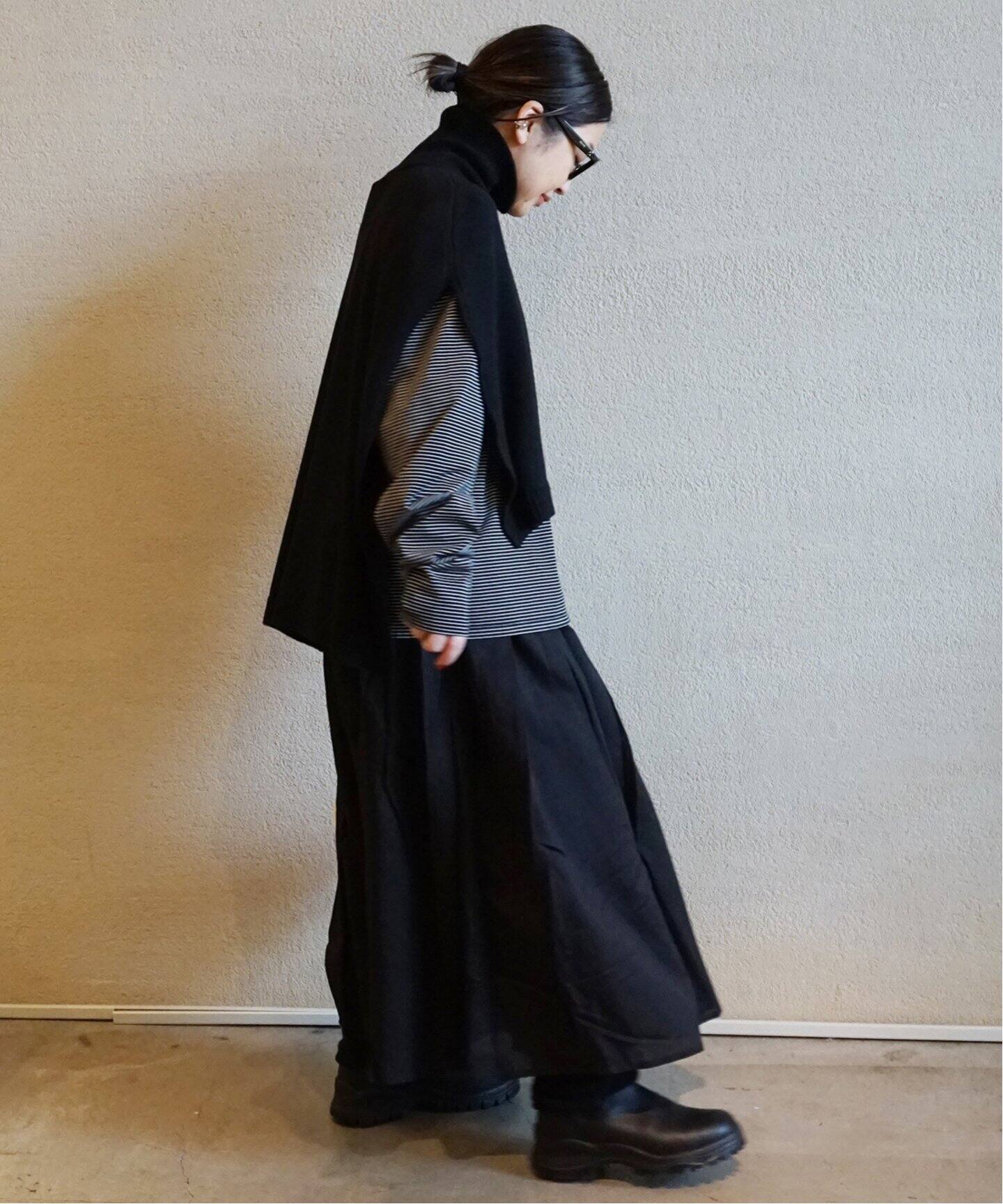 ライトジャージー タートルネックポンチョ（その他トップス）｜journal 