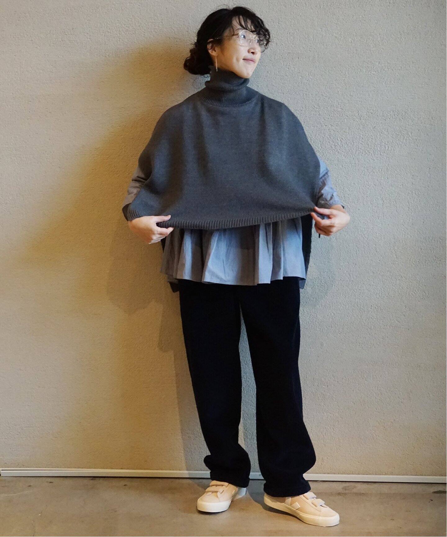 ライトジャージー タートルネックポンチョ（その他トップス）｜journal 