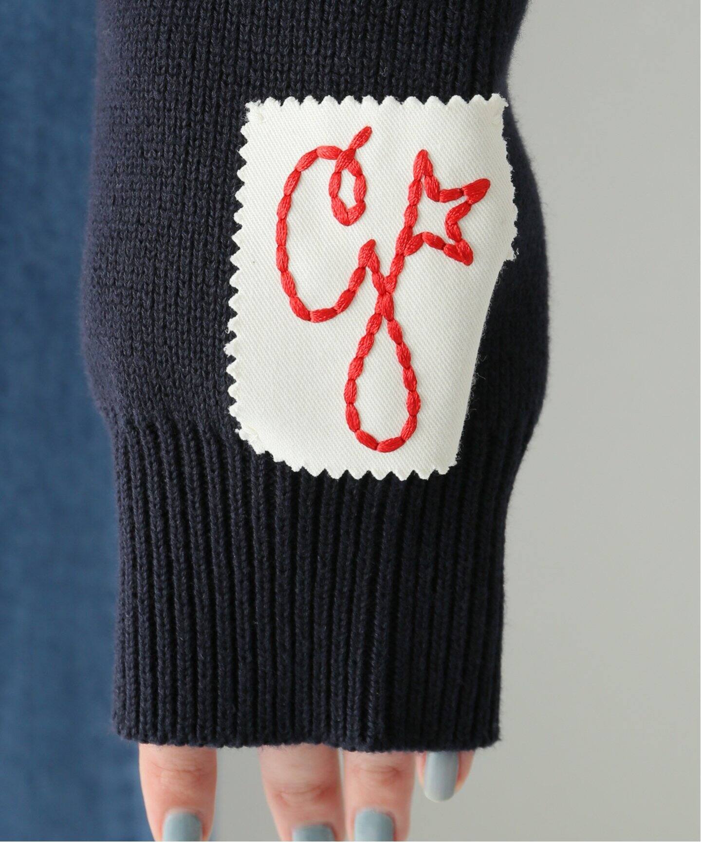 GOLDEN GOOSE/ゴールデングース】クルーネック ロゴニット（ニット  