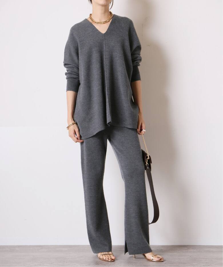 スムースニット Vネックプルオーバー（ニット／セーター）｜MUSE de  