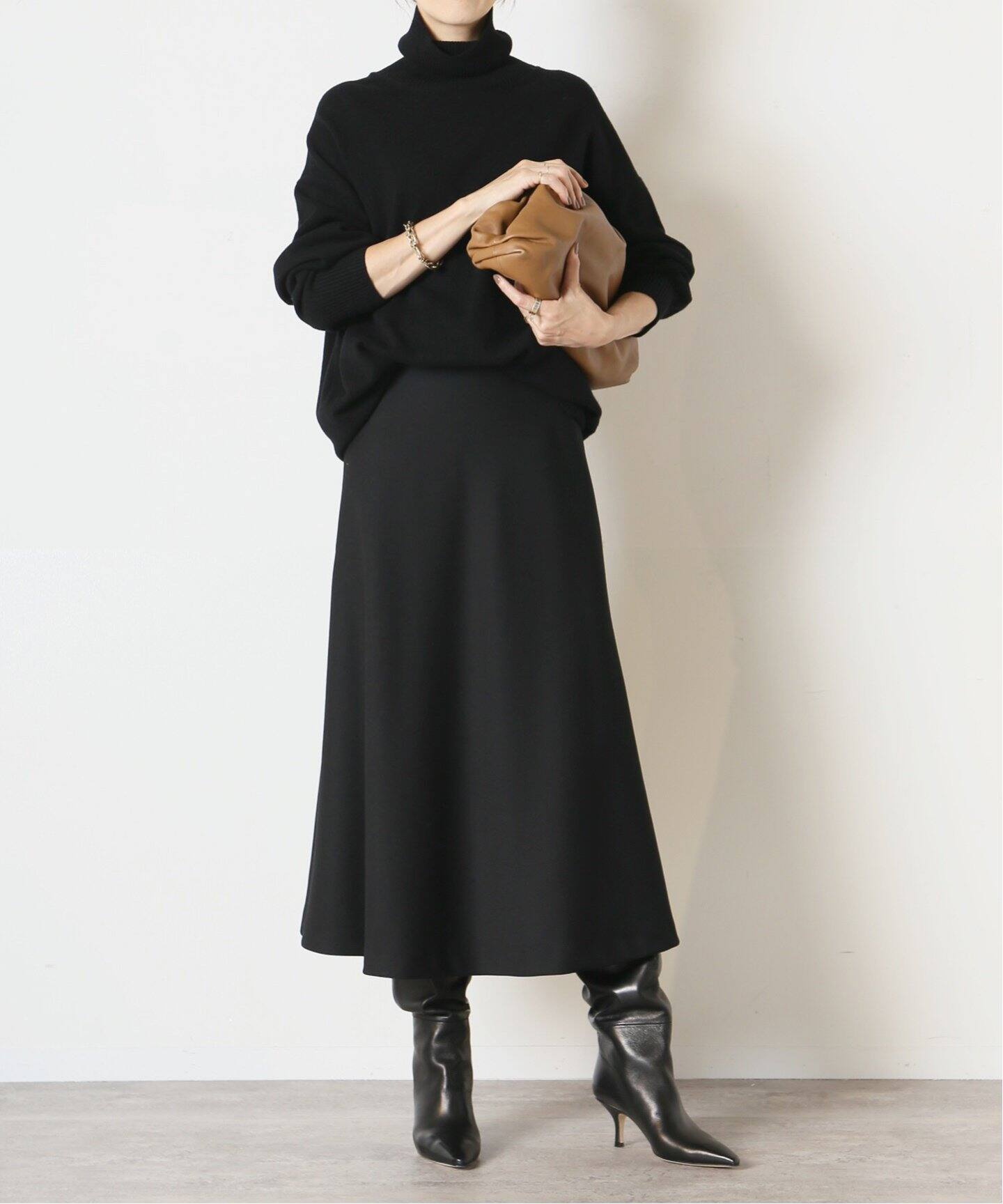 latest ミドルゲージ タートルネックニット（ニット／セーター）｜MUSE  