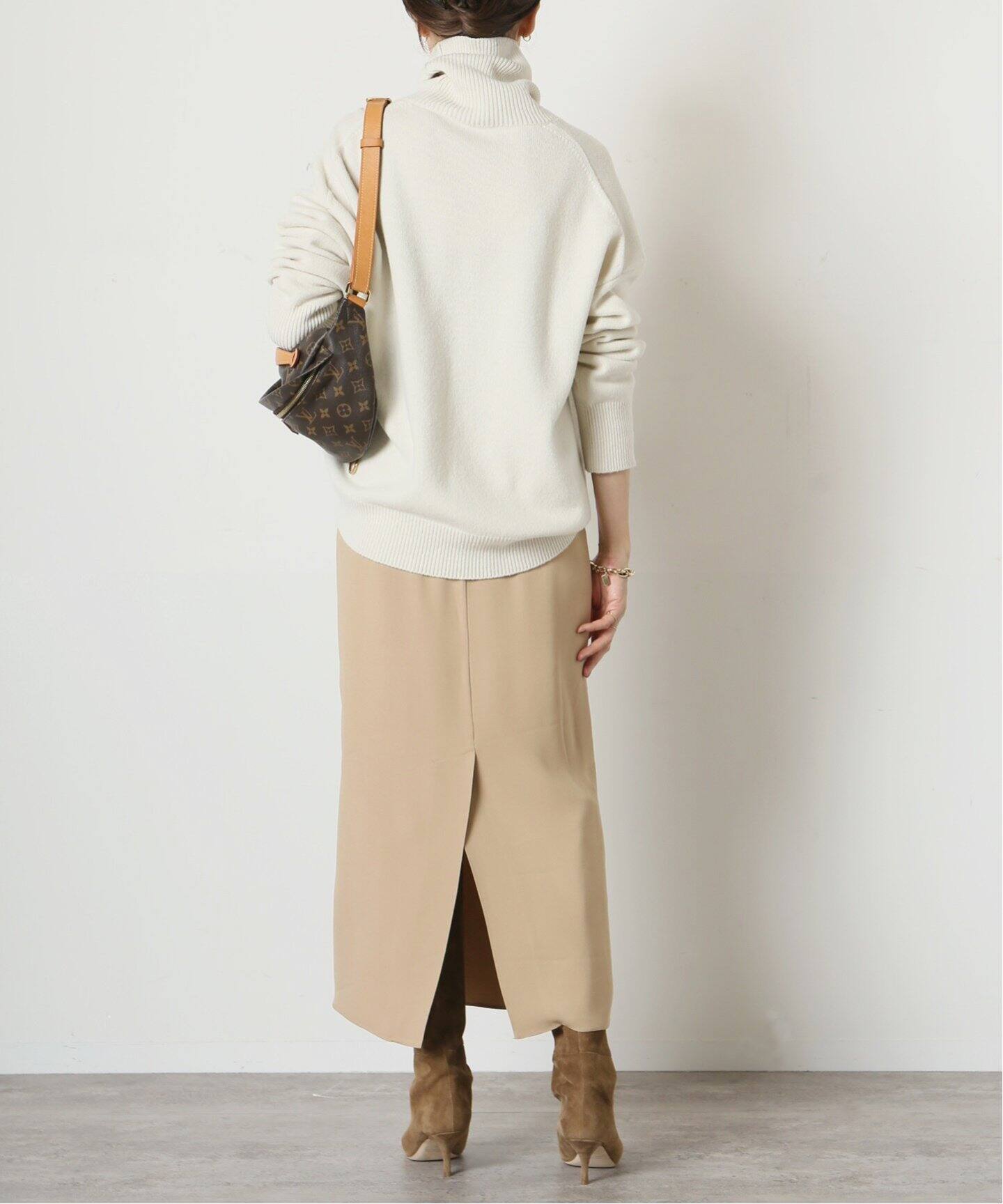 latest ミドルゲージ タートルネックニット（ニット／セーター）｜MUSE  