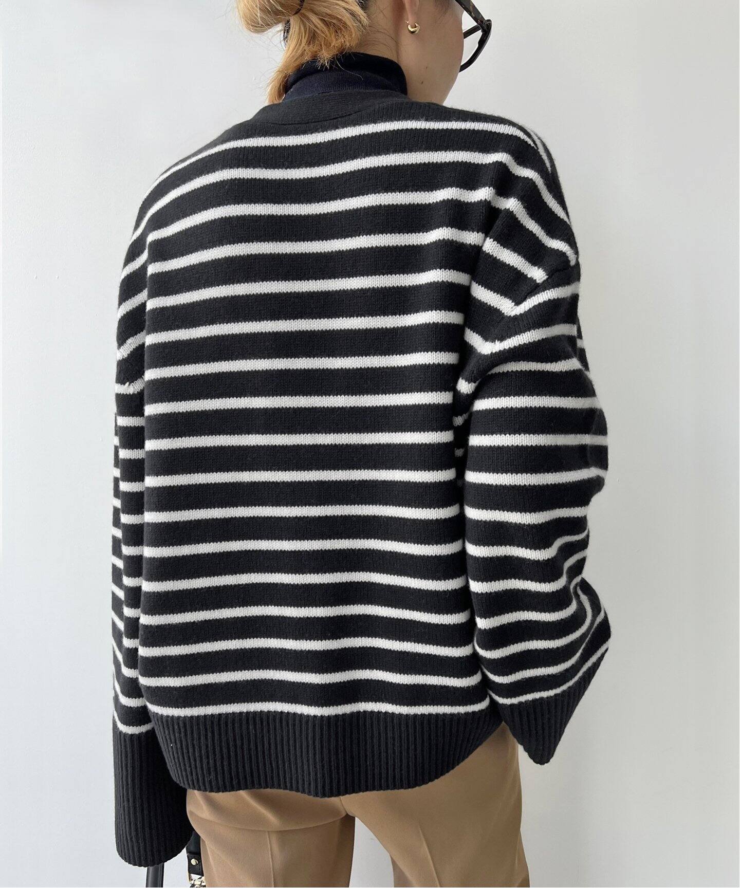 GOLD BUTTON V/N CARDIGAN（カーディガン）｜L