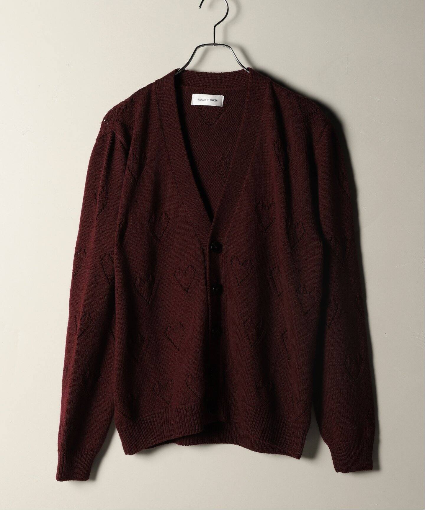ERNEST W. BAKER / アーネストダブルベイカー】Hearts knit cardigan 