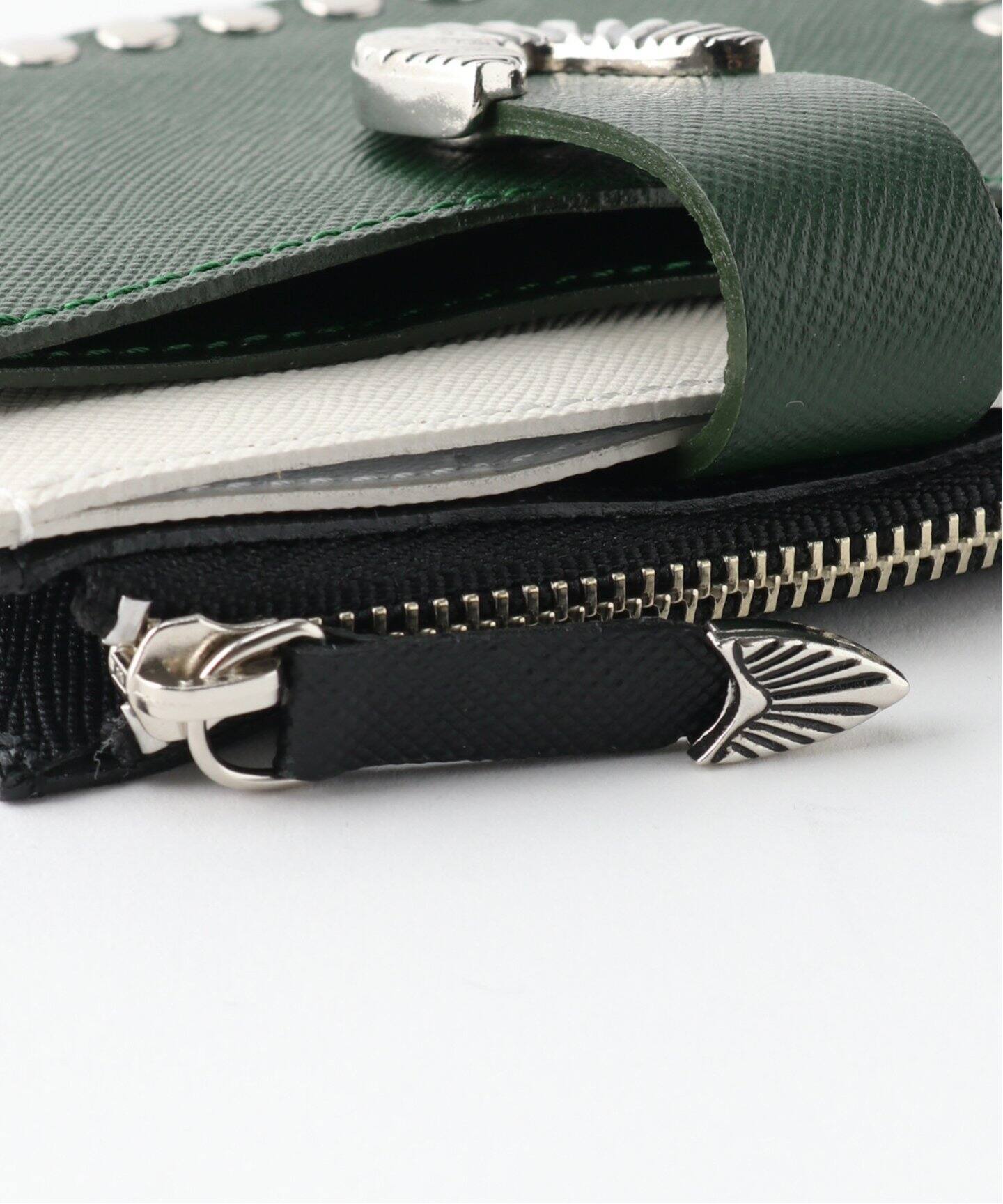 TOGA PULLA/トーガプルラ】Leather wallet studs:財布|JOURNAL