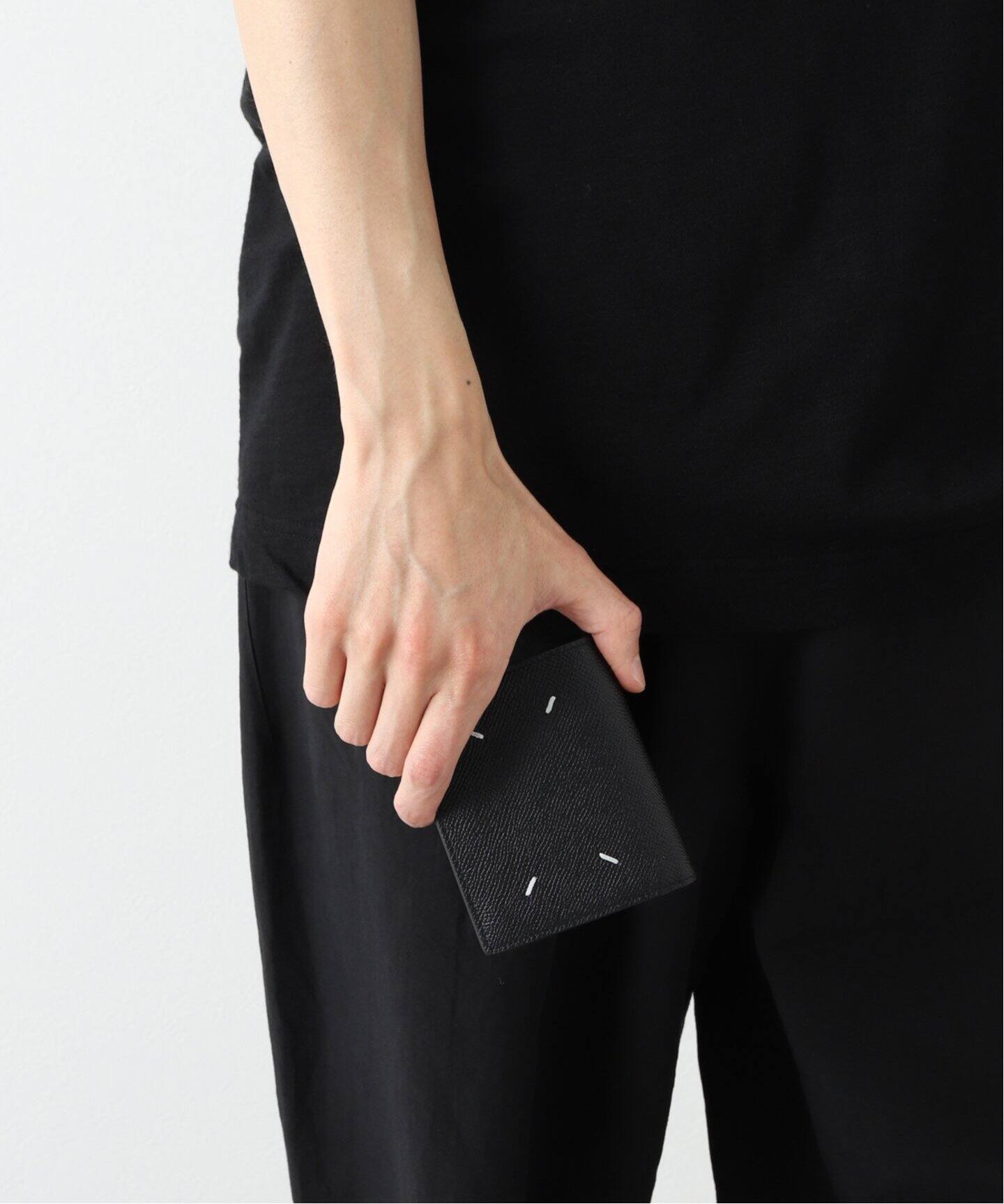 MAISON MARGIELA / メゾン マルジェラ】COMPACT BI FOLD WALLET（財布 