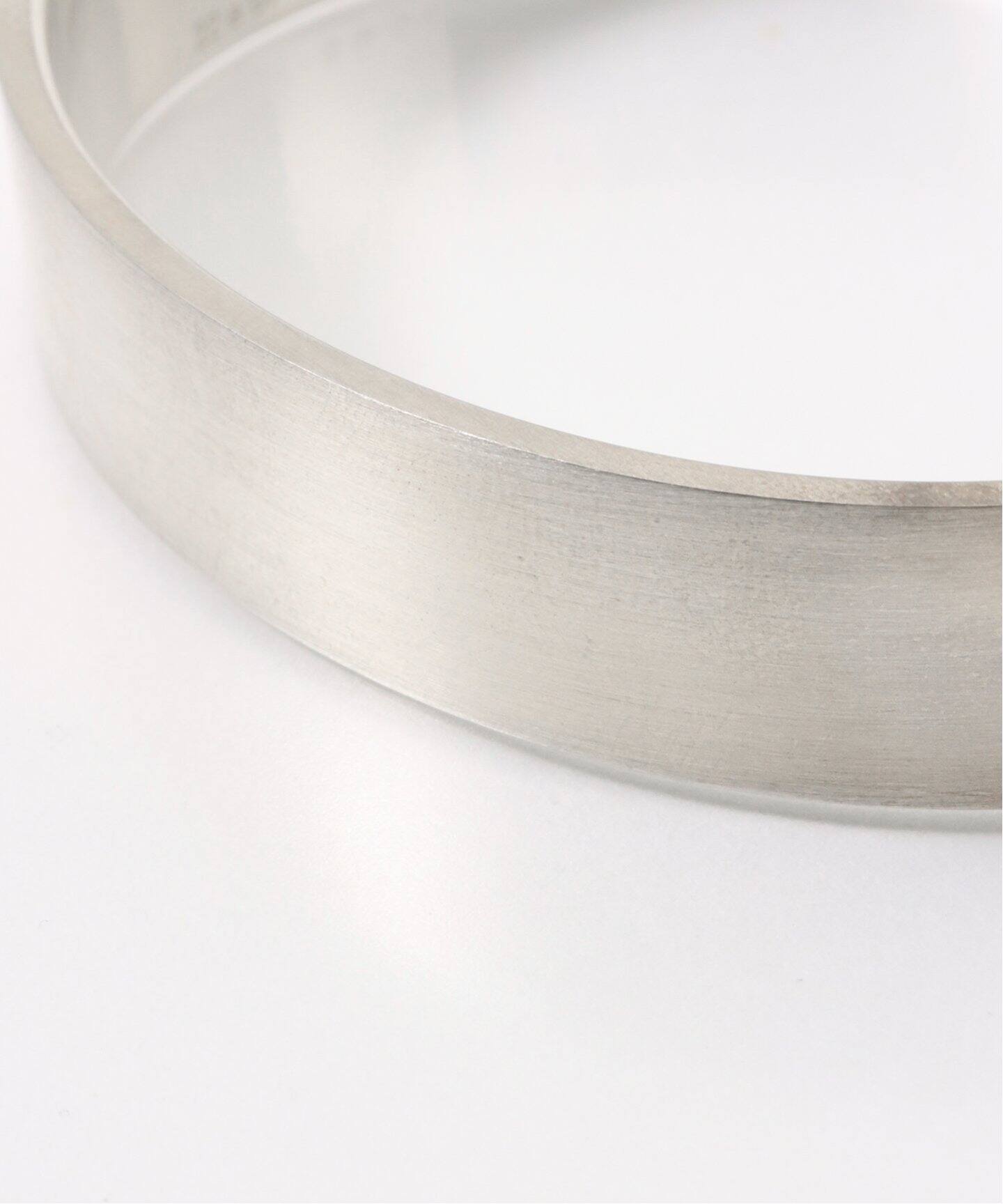 LE GRAMME 33G BRUSHED RIBBON BRACELET（ブレスレット・バングル 