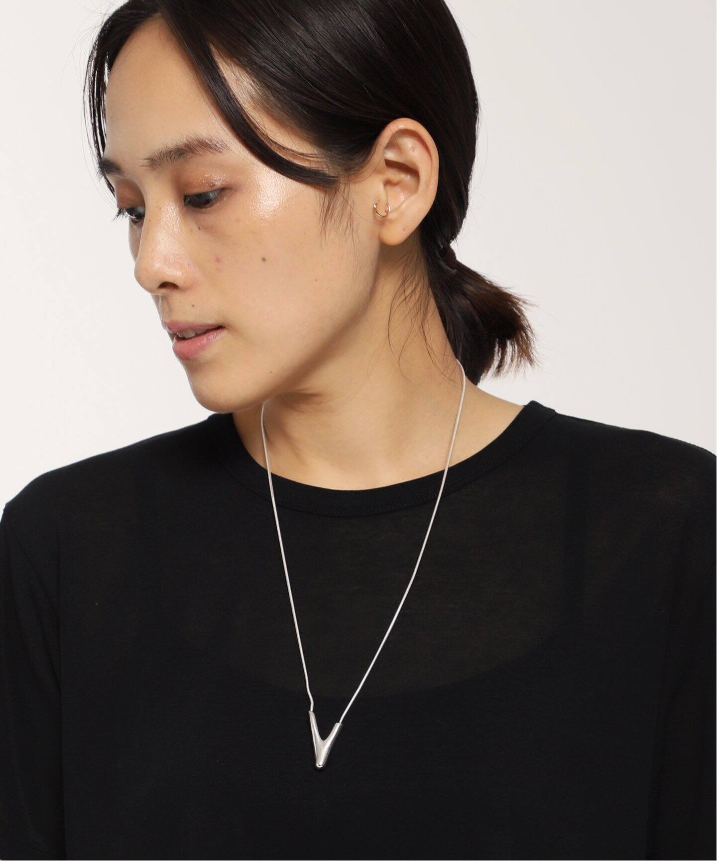BONEE / ボーニー】V necklace（ネックレス）｜AP STUDIO（エーピー 