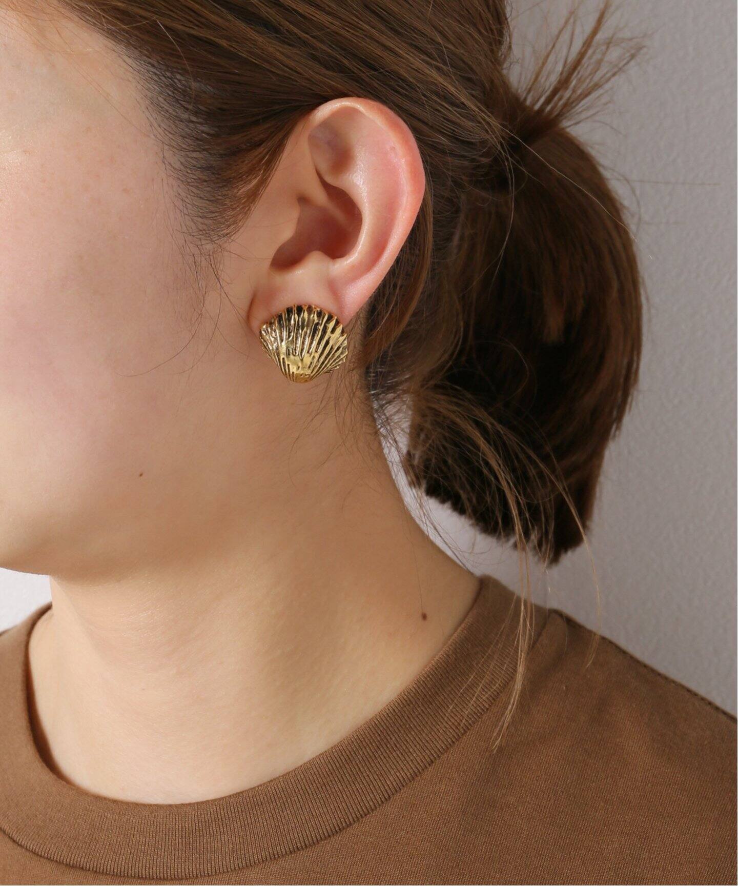 GOOSSENS PARIS/グーセンスパリ】SHELLイヤリング（イヤリング）｜IENA  