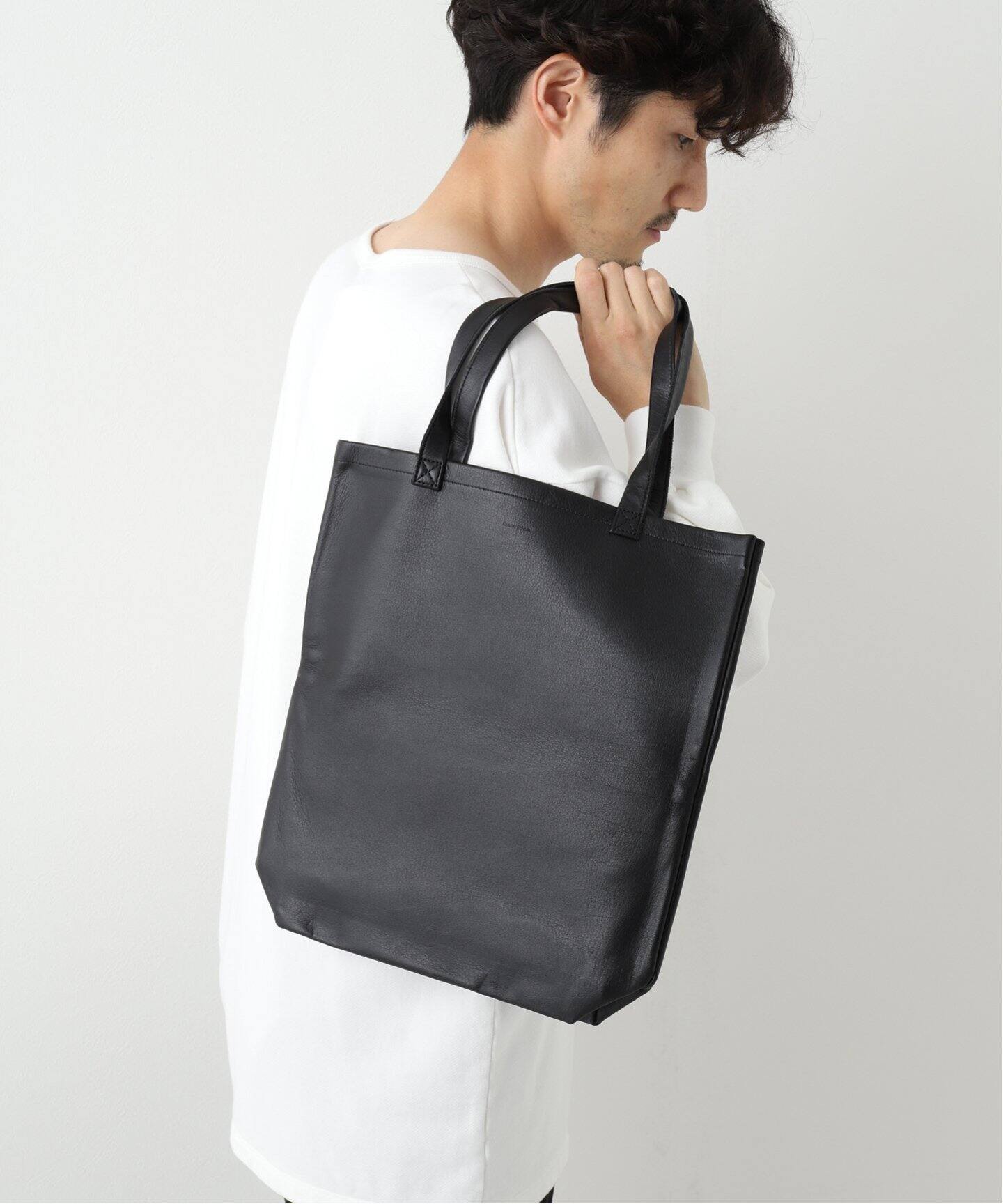 Hender Scheme / エンダースキーマ】cow bag M（その他バッグ  