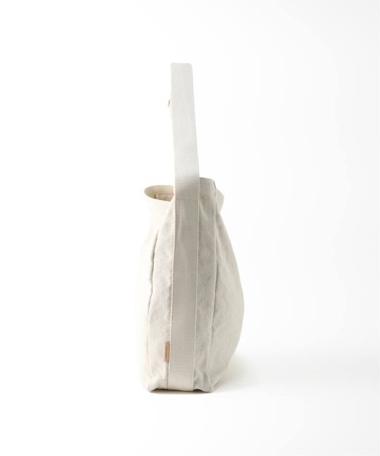 【Hender Scheme / エンダースキーマ】square shoulder bag big（ショルダーバッグ）｜EDIFICE