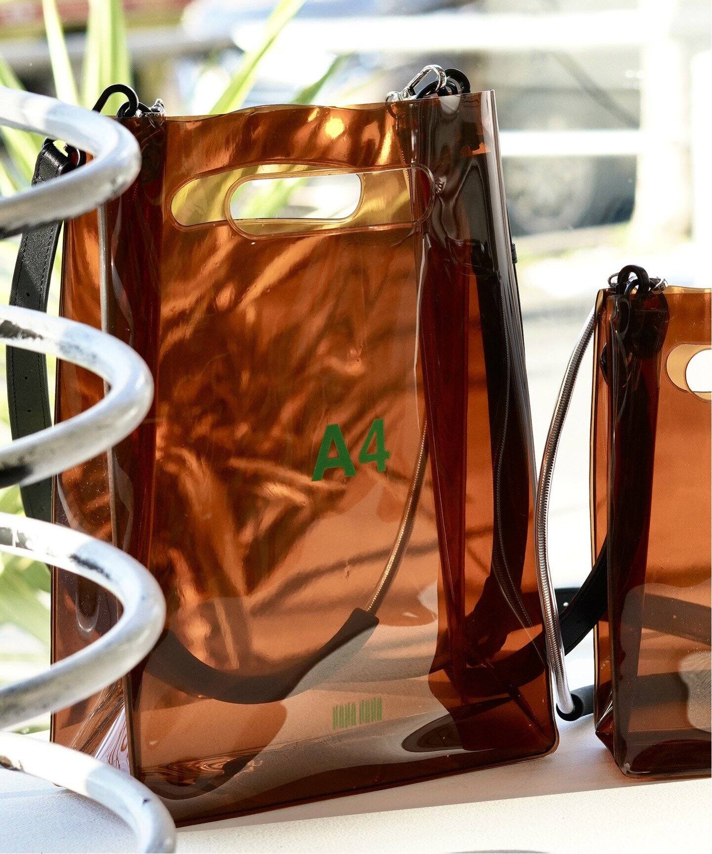 nana・nana】ナナ・ナナ ショルダーポーチ ブラウン レザー SY02-YH1  