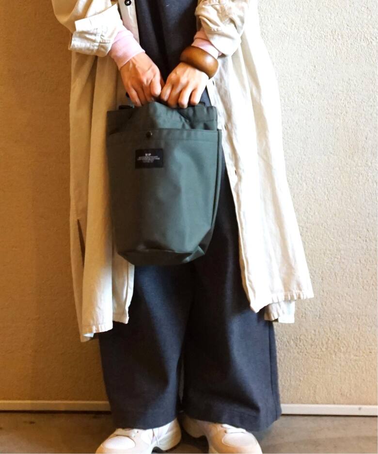 【BAGS IN PROGRESS/バッグス イン プログレス】 CIRCLE SHOULDER TOTE（トートバッグ）｜journal