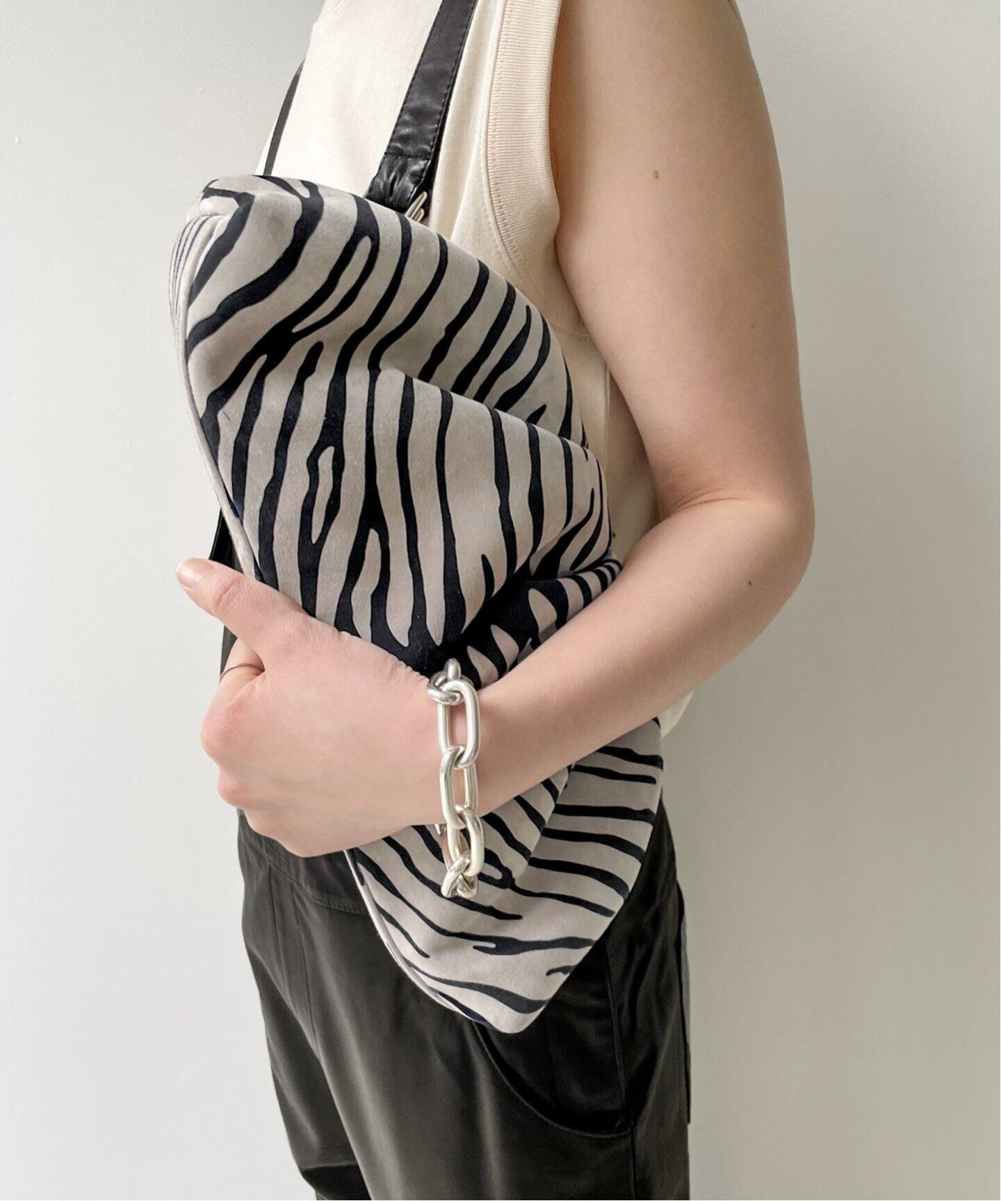 GIUSEPPE ZANOTTI/ジュゼッペ ザノッティ】CLUTH BAG(Zebra)（その他 