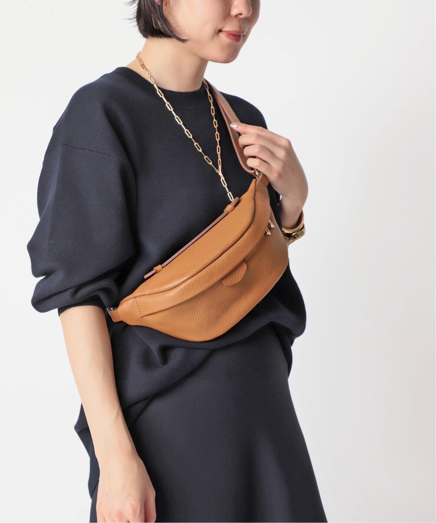 AP STUDIO いつい 【AULENTTI/オウレンティ】別注ボディバッグ 