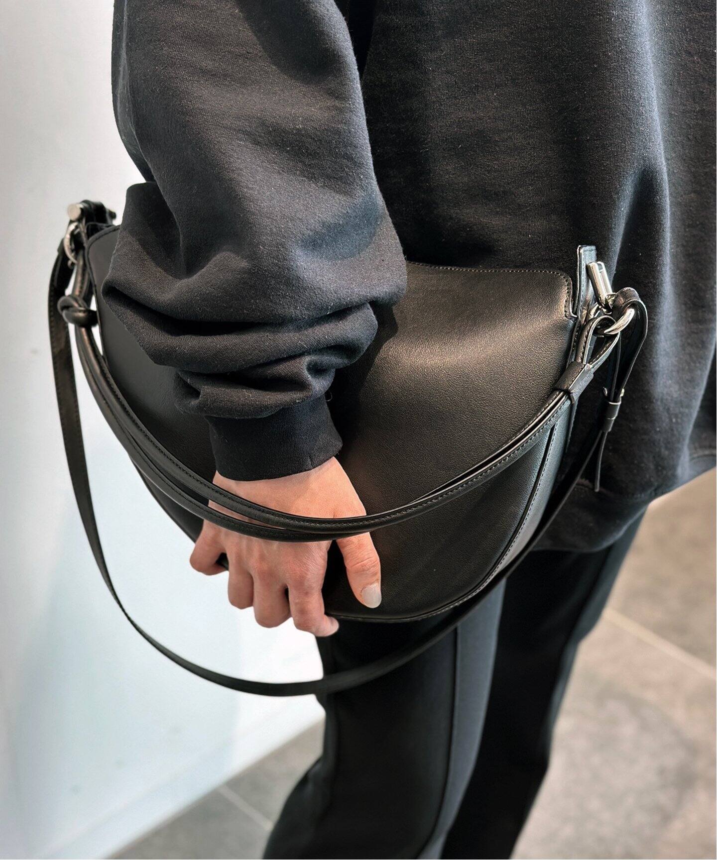 追加》【Kabinett / カビネ 】Curve shoulder BAG（ショルダーバッグ  